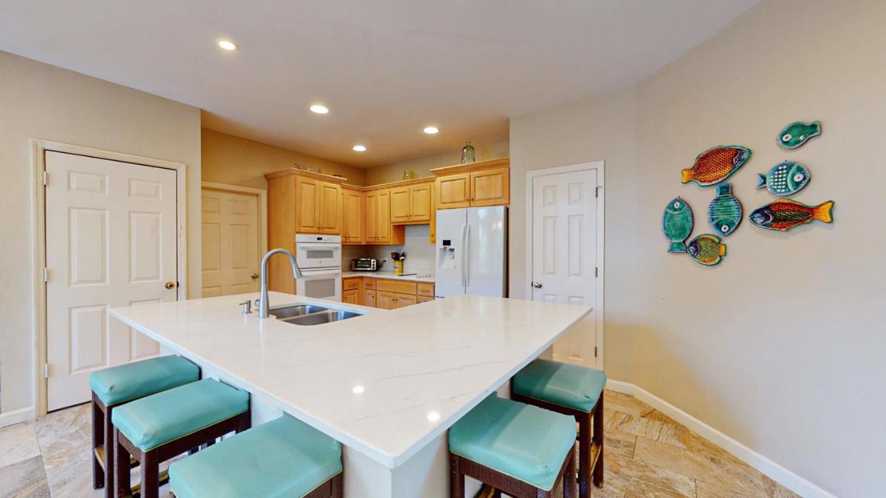 6 Flagg Dr view 3