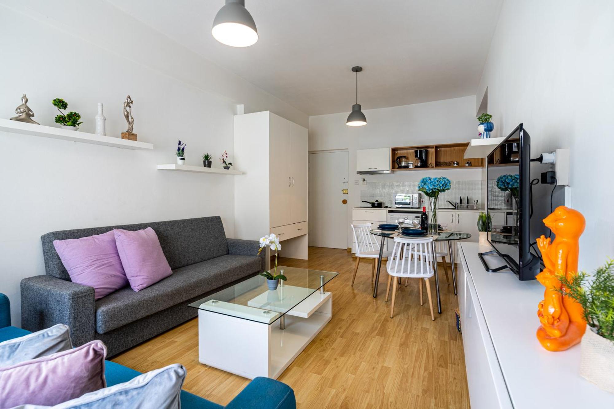 Blue Ivy 1-BR Apt in Larnaca Center view 2
