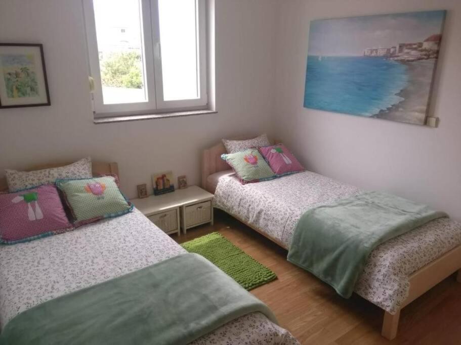 Apartment Two Olives, Free Parking, Close to Beaches & Park view 4