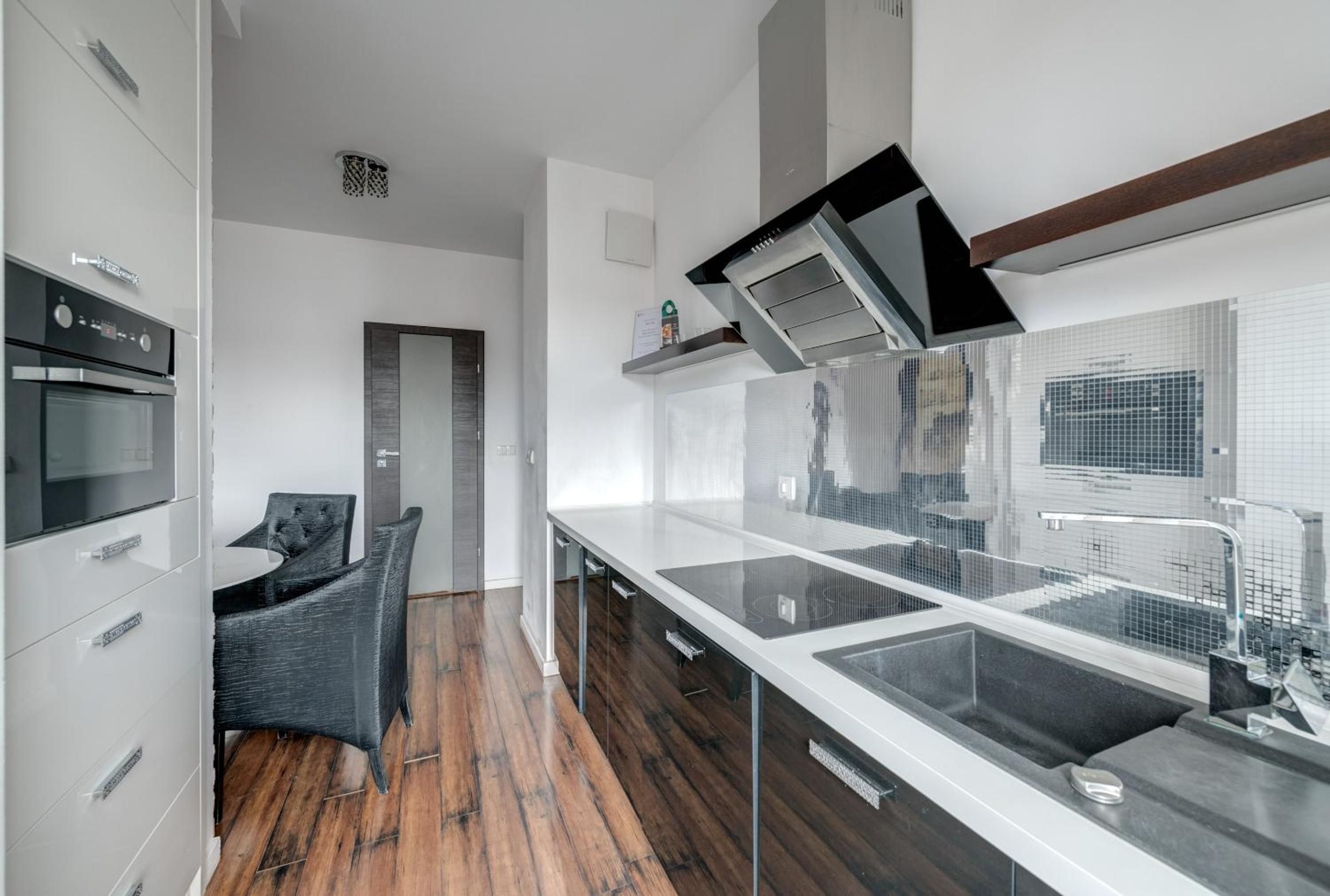Apartments Old Town Szafarnia & by Noclegi Renters view 4