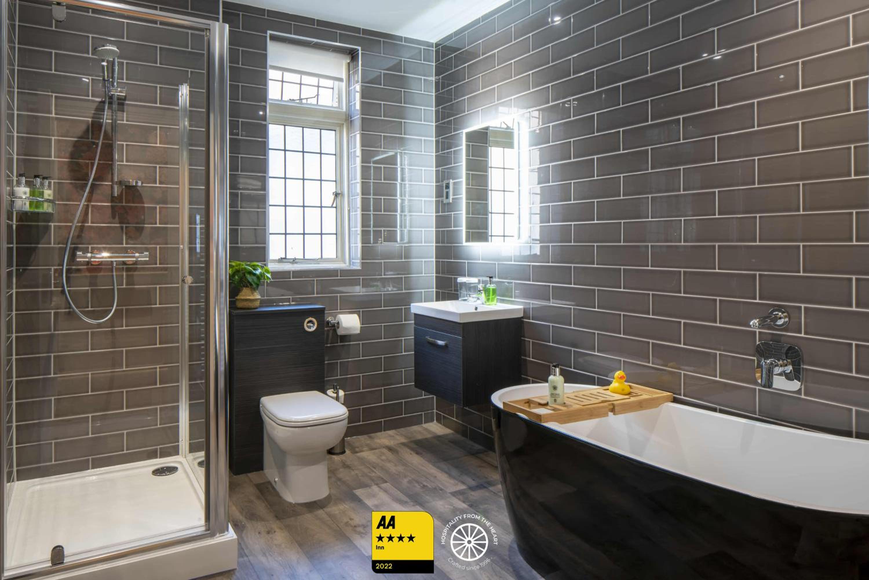 Tewkesbury Vacations - The Tudor House Hotel, Tewkesbury, Gloucestershire - Property Image 12