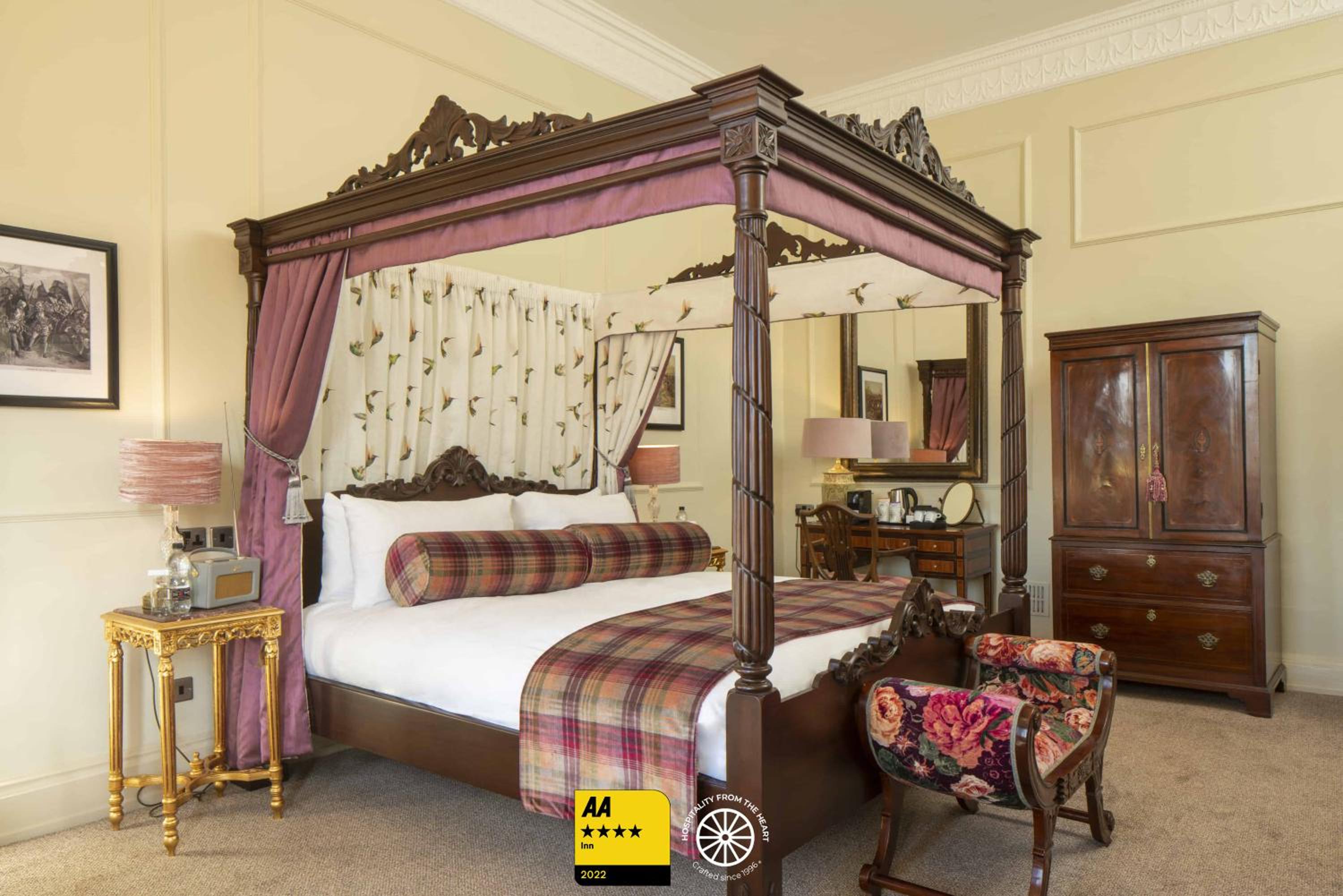 Tewkesbury Vacations - The Tudor House Hotel, Tewkesbury, Gloucestershire - Property Image 2
