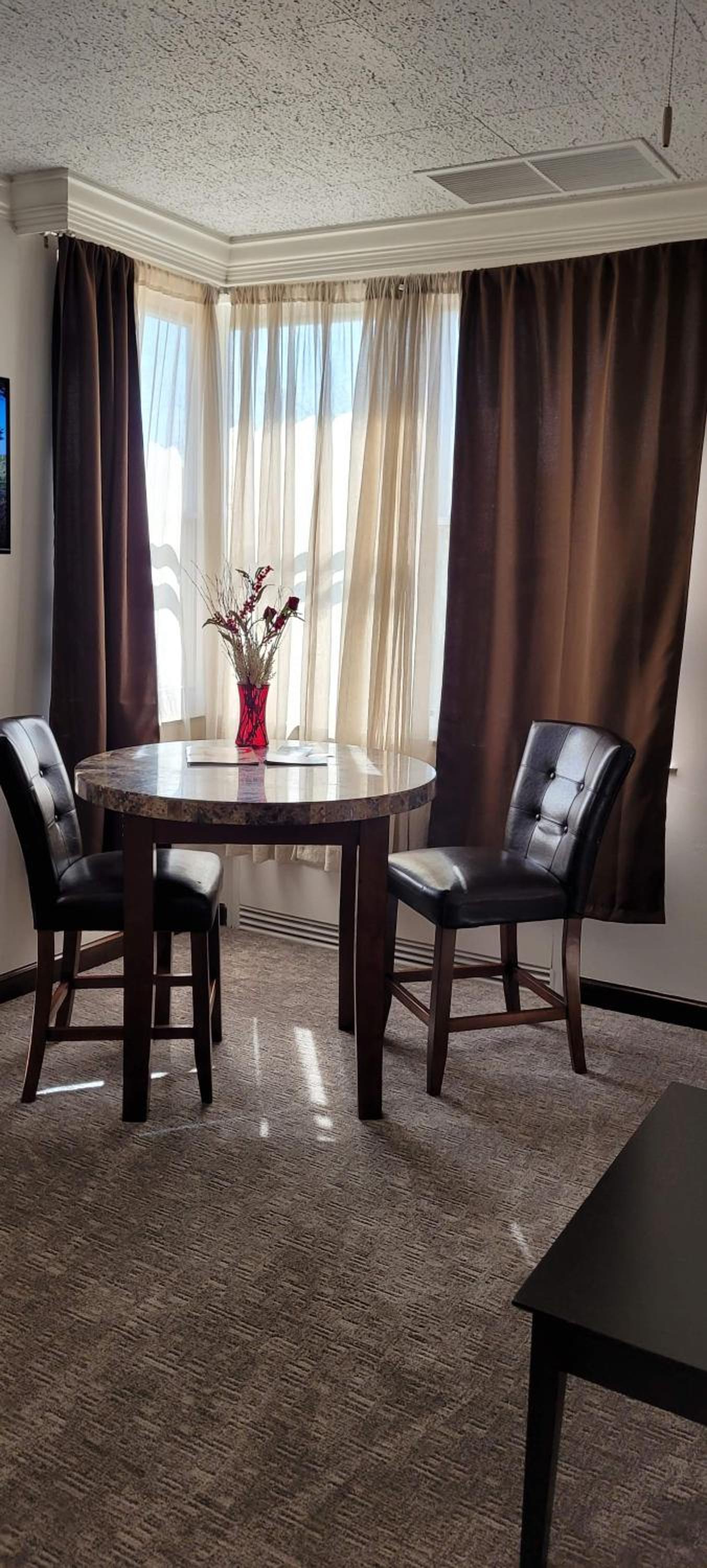 Bartlesville Vacations - Hotel Phillips - Property Image 167