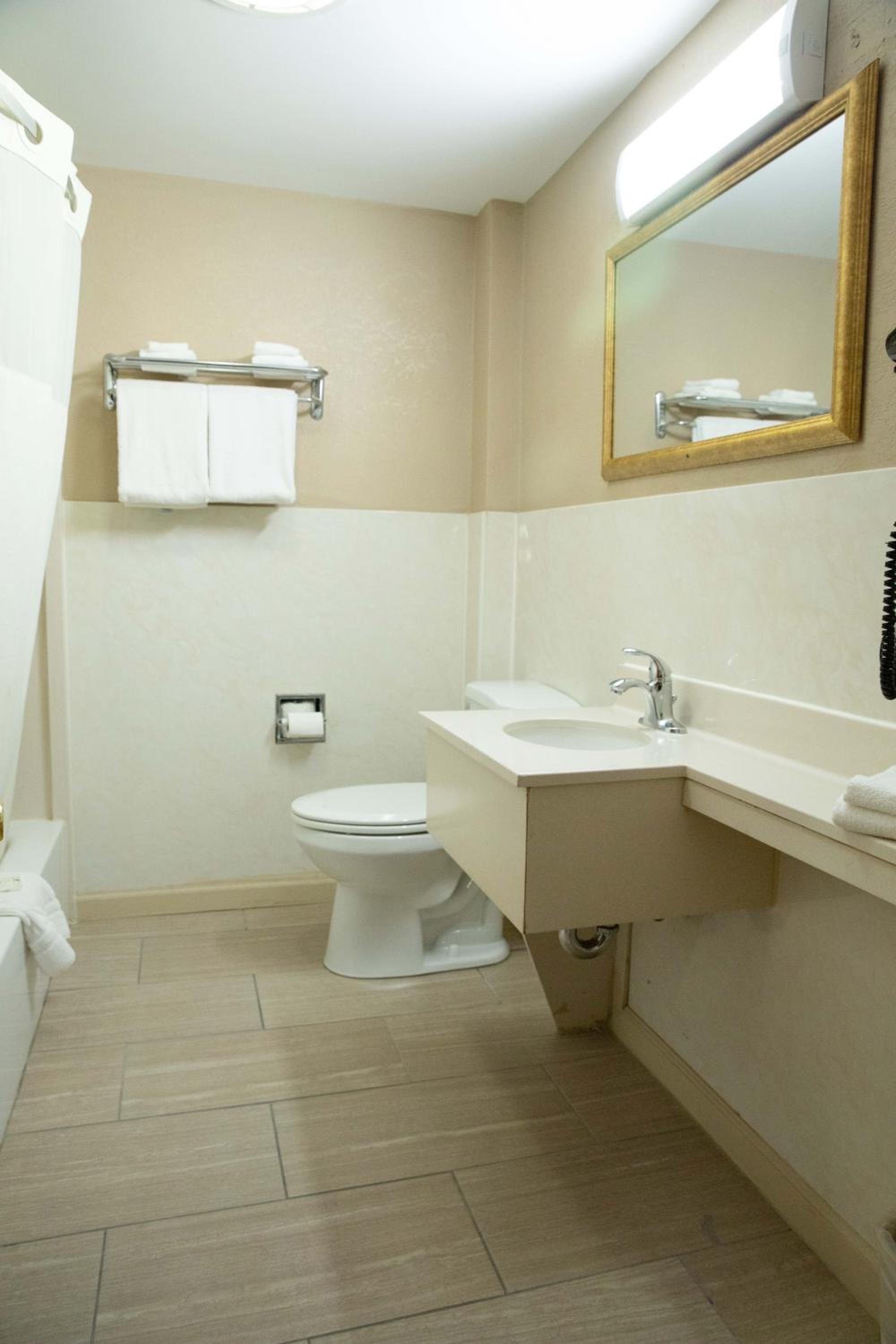 Quality Inn Raynham - Taunton, Foto 46
