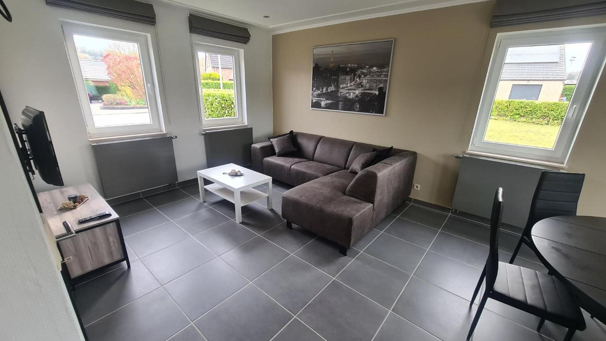 Gîte au 14 - au calme avec jardin , proche de Dinant