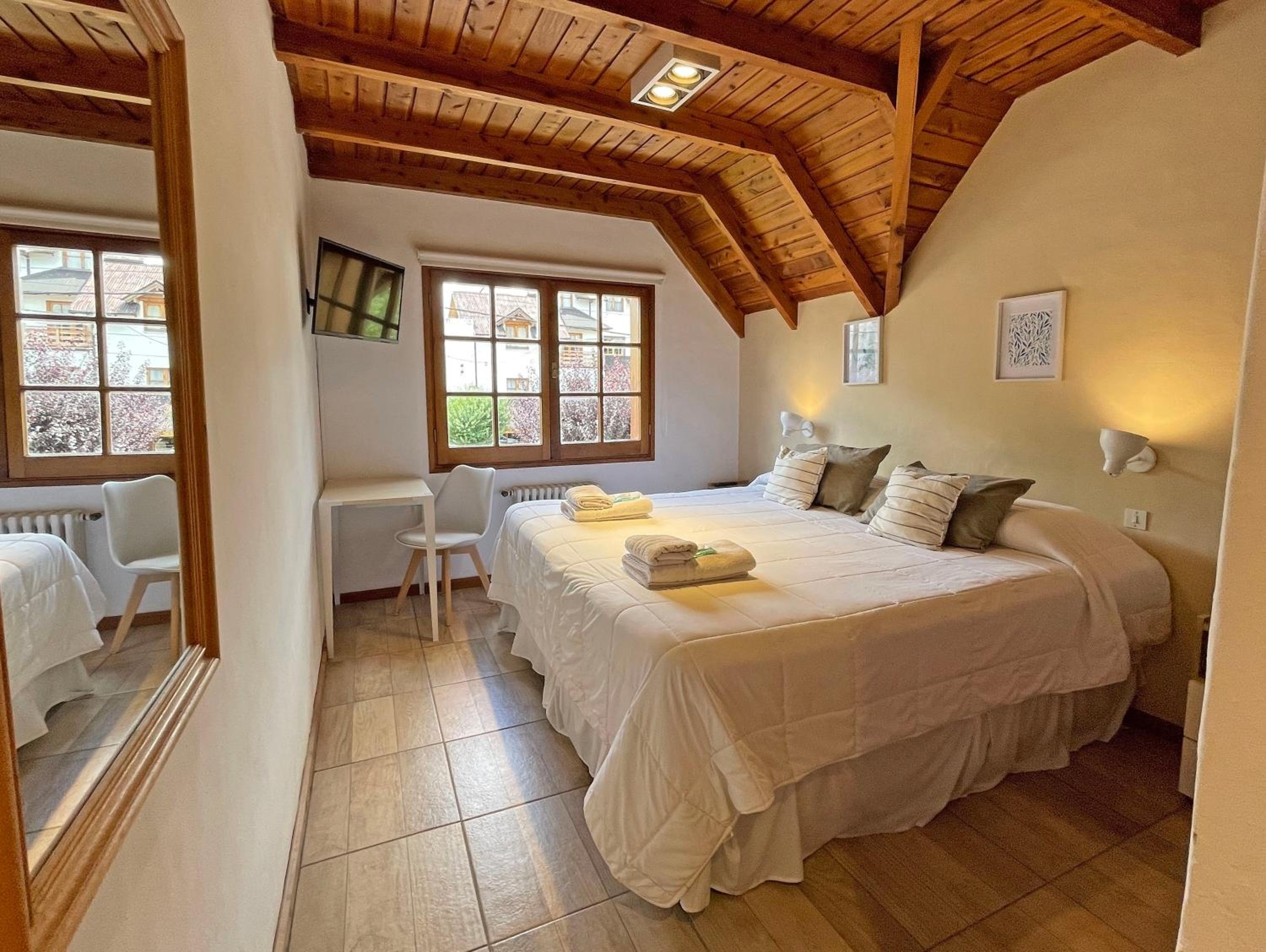 Latitud Cuarenta Suites