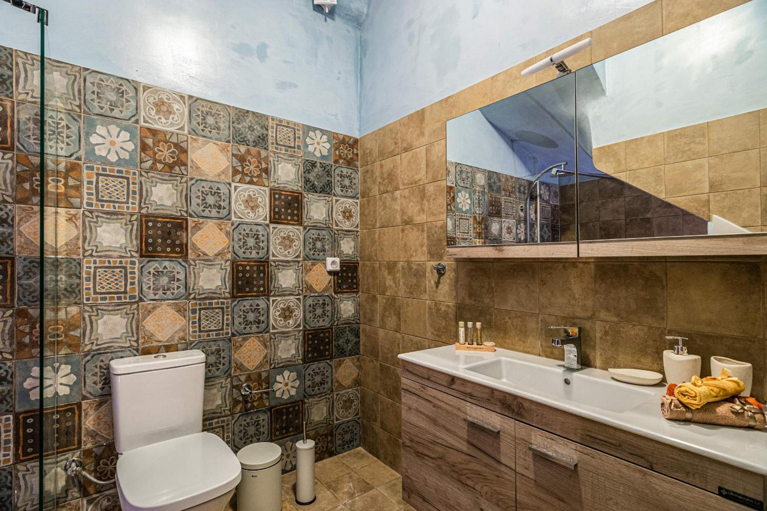 Salvatore Villas en Imerovigli — bathroom