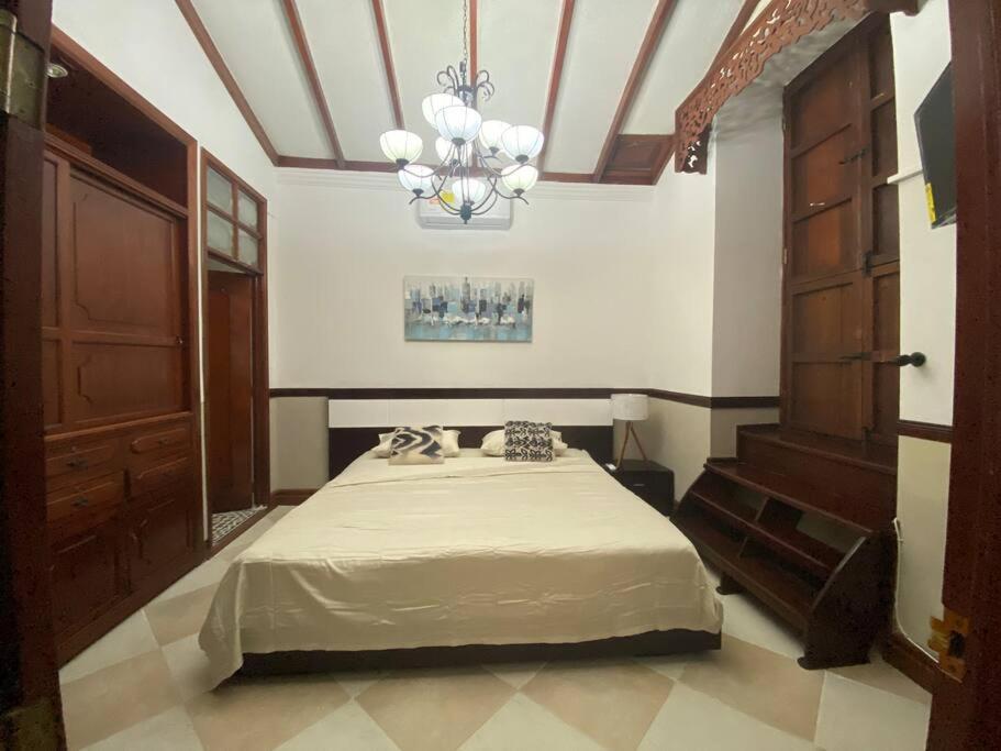 Apartaestudio amoblado centro histórico de Guadalajara de Buga