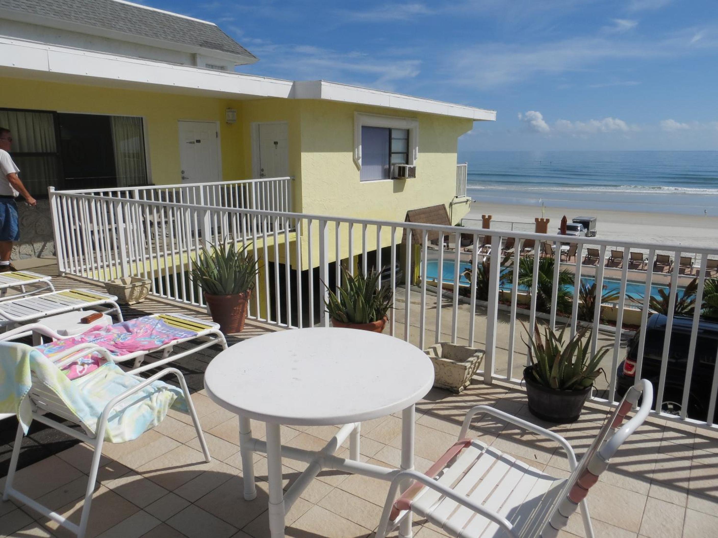 Sand Castle Motel