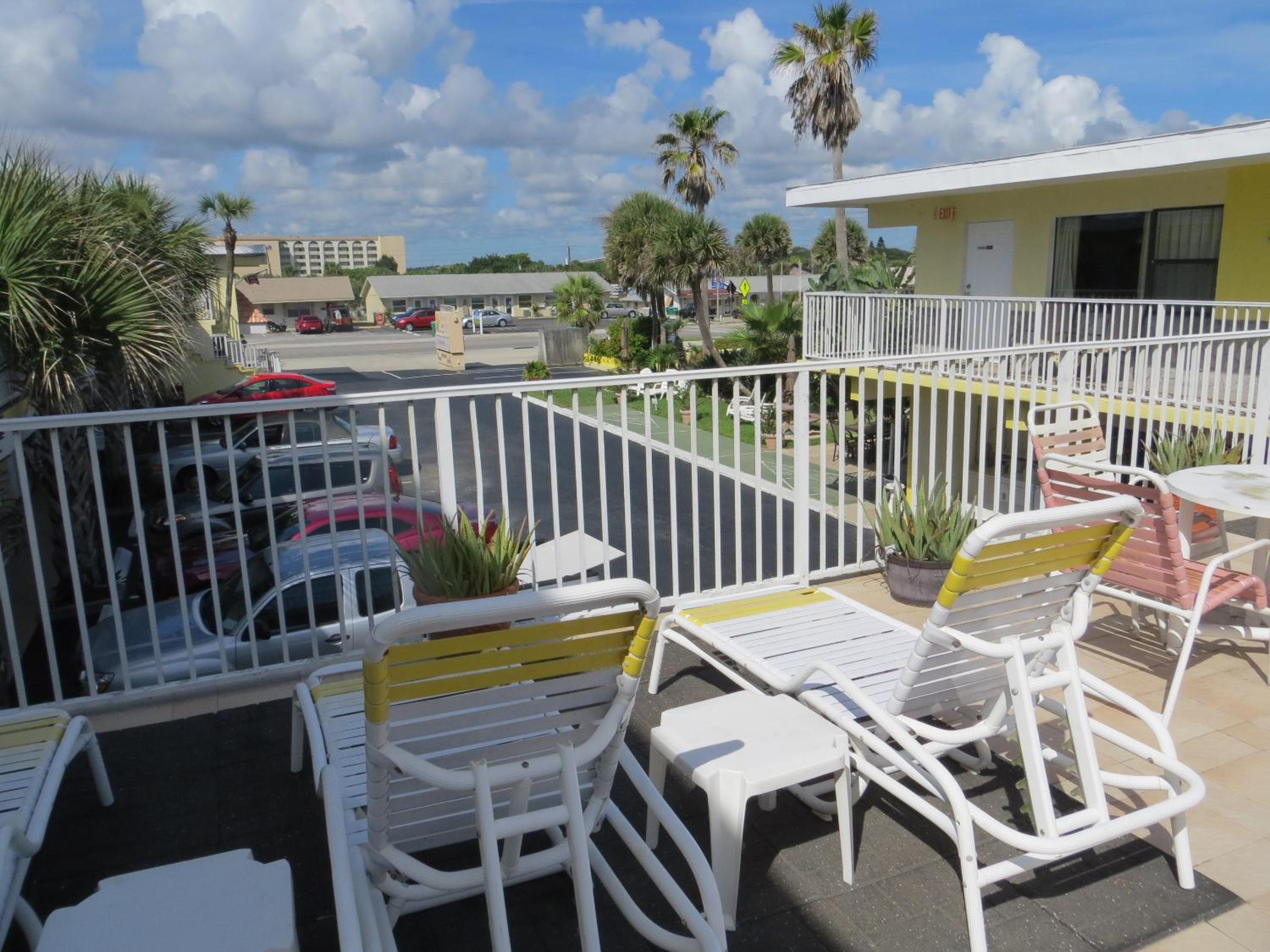 Sand Castle Motel