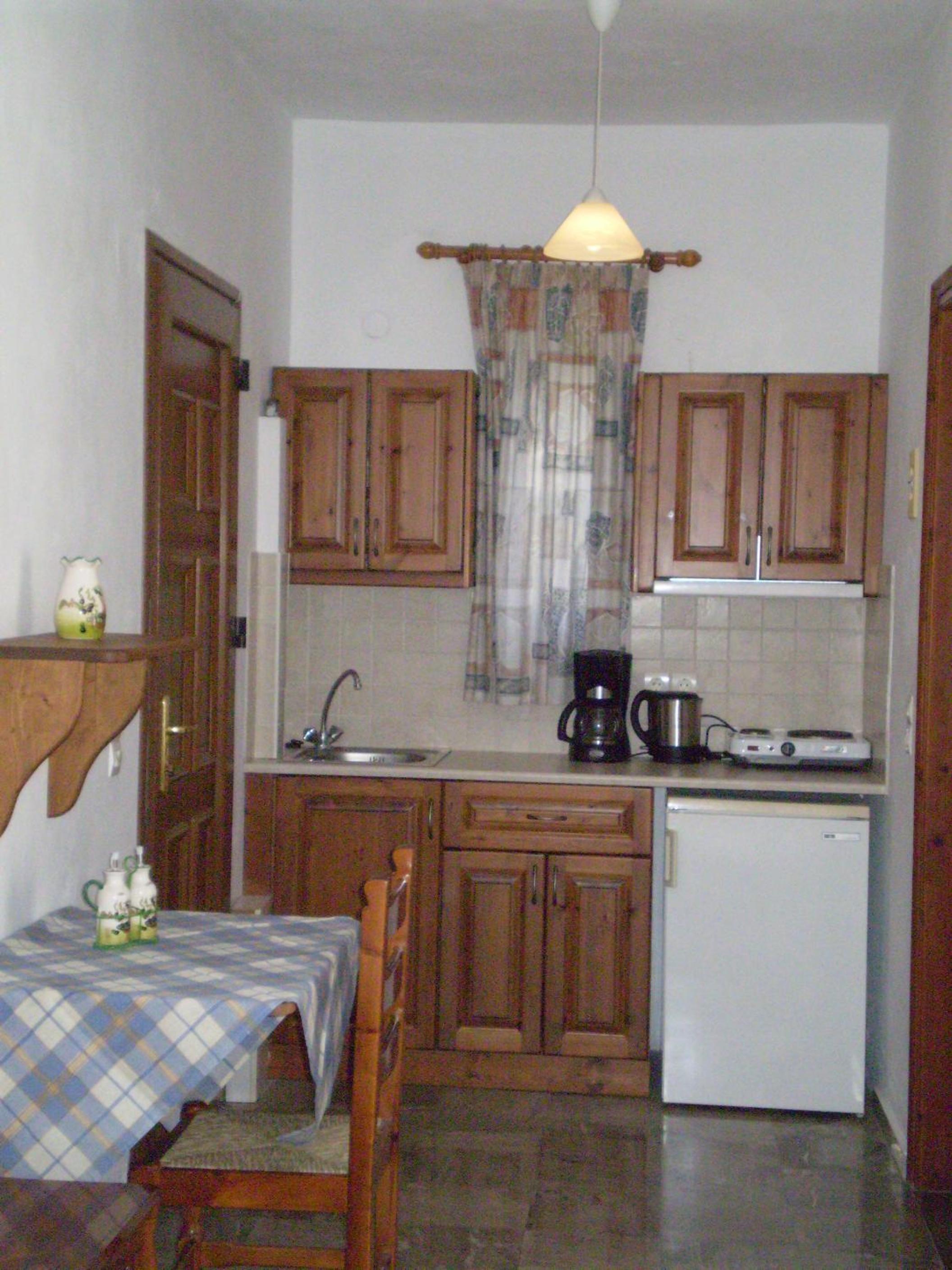 Molivos View Studios