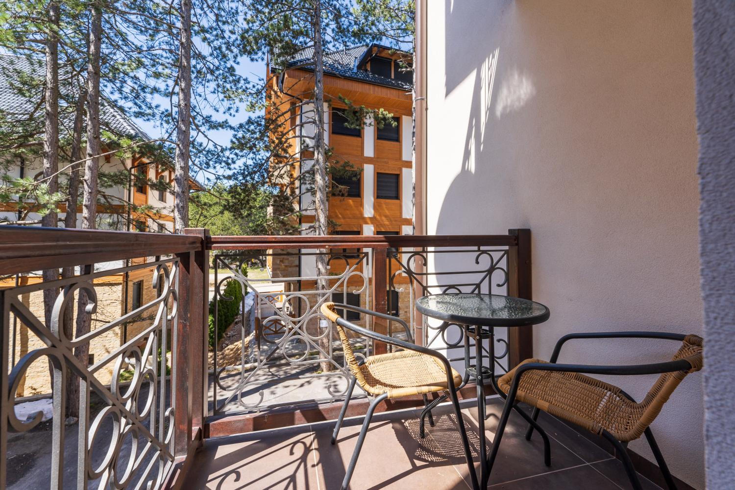 Apartmani MN view 4