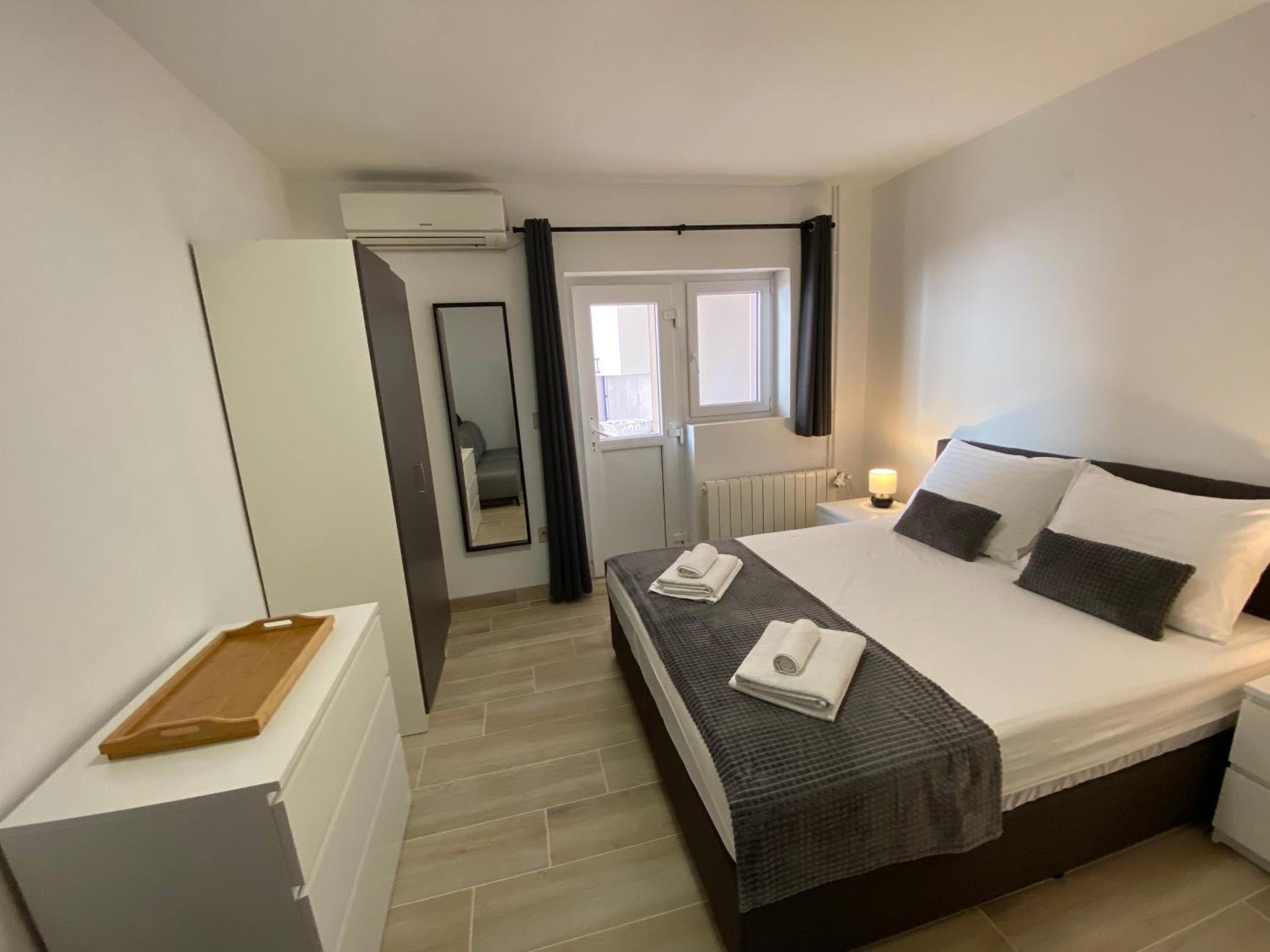 Maritom Apartments