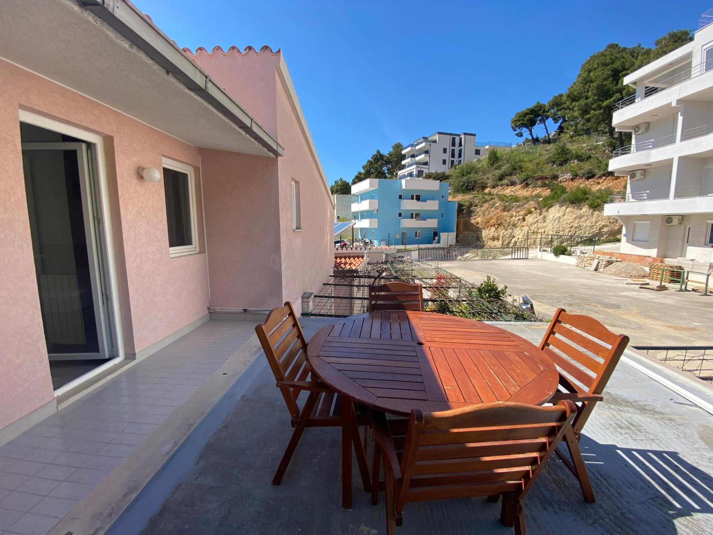 Maritom Apartments