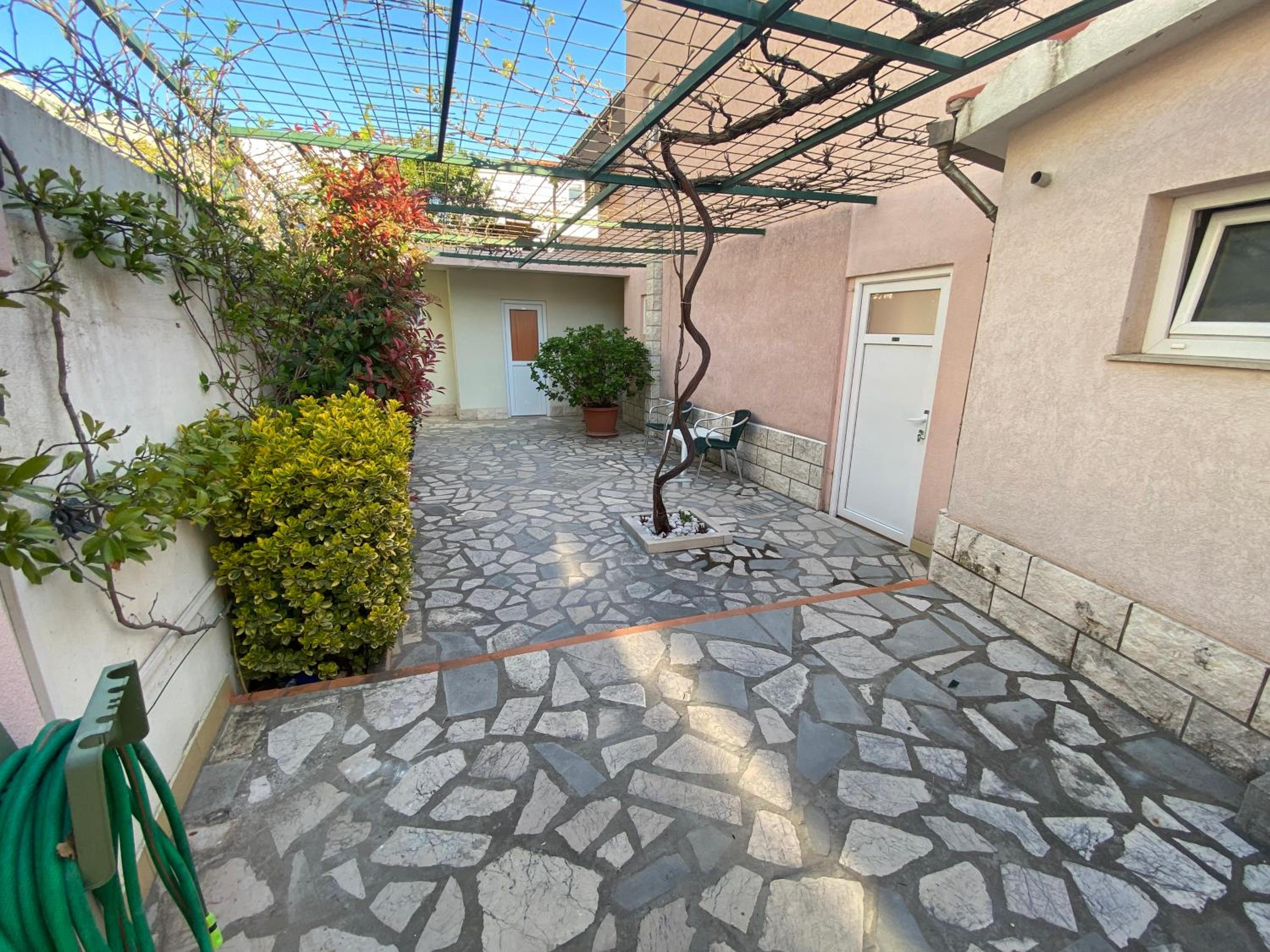 Maritom Apartments