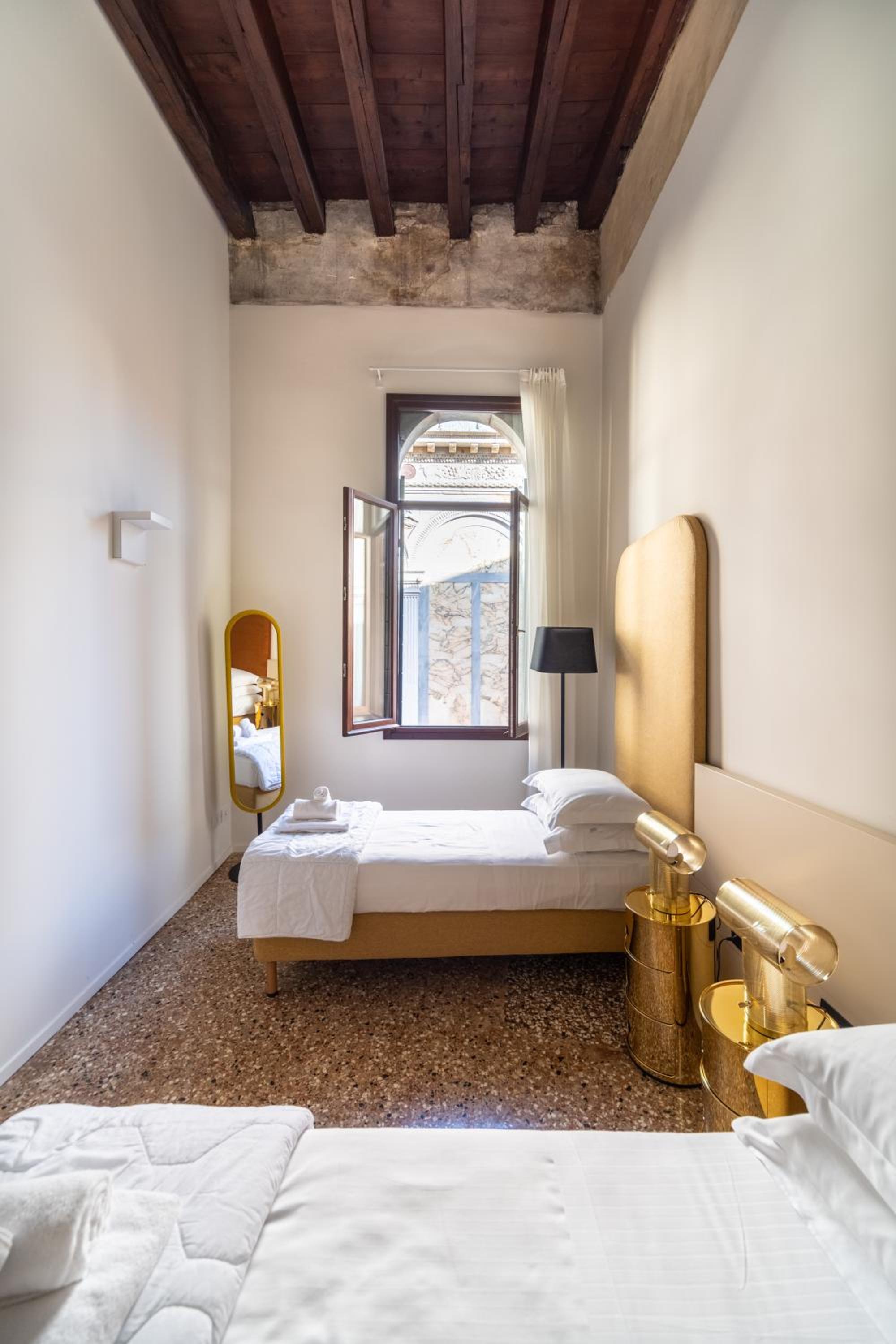Palazzo Miracoli Apartments