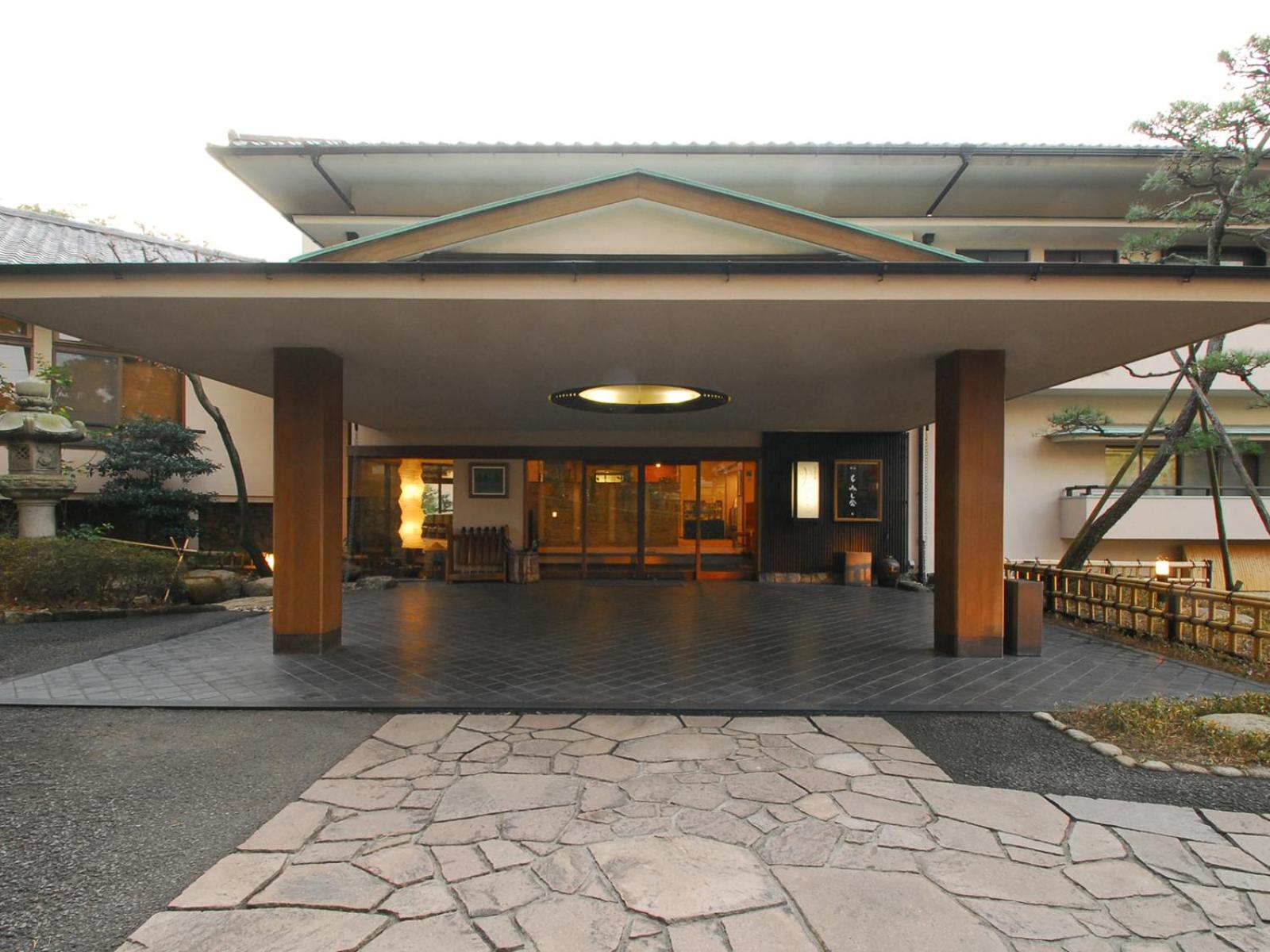 Hotel Hagoromo