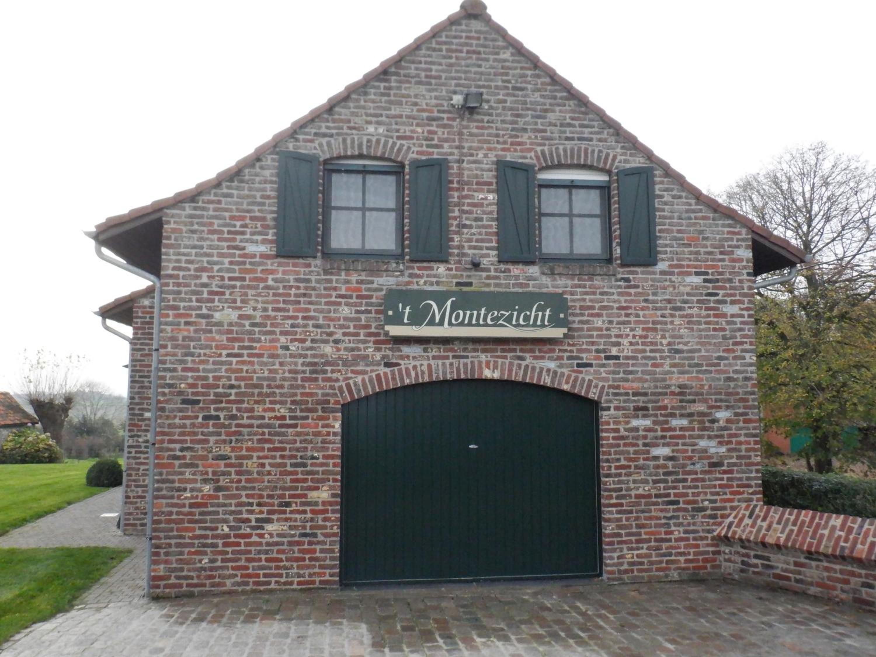 Vakantiehuis Montezicht in de groene heuvels van Dranouter