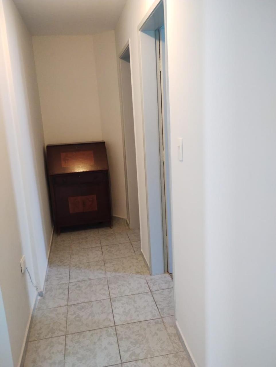 Apartamento amplo a 700 metros da praia view 3