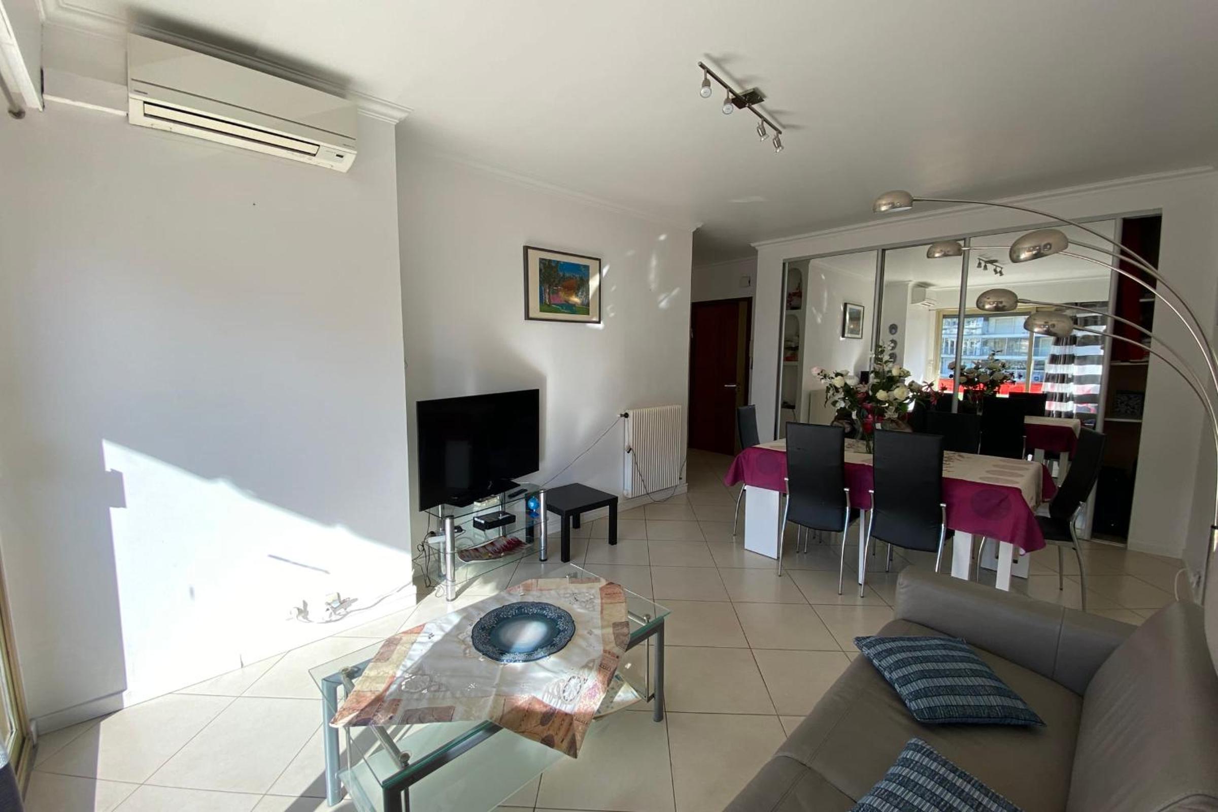 2 rooms facing south 300m from the Croisette LIVE IN LE BOSQUET photo 3
