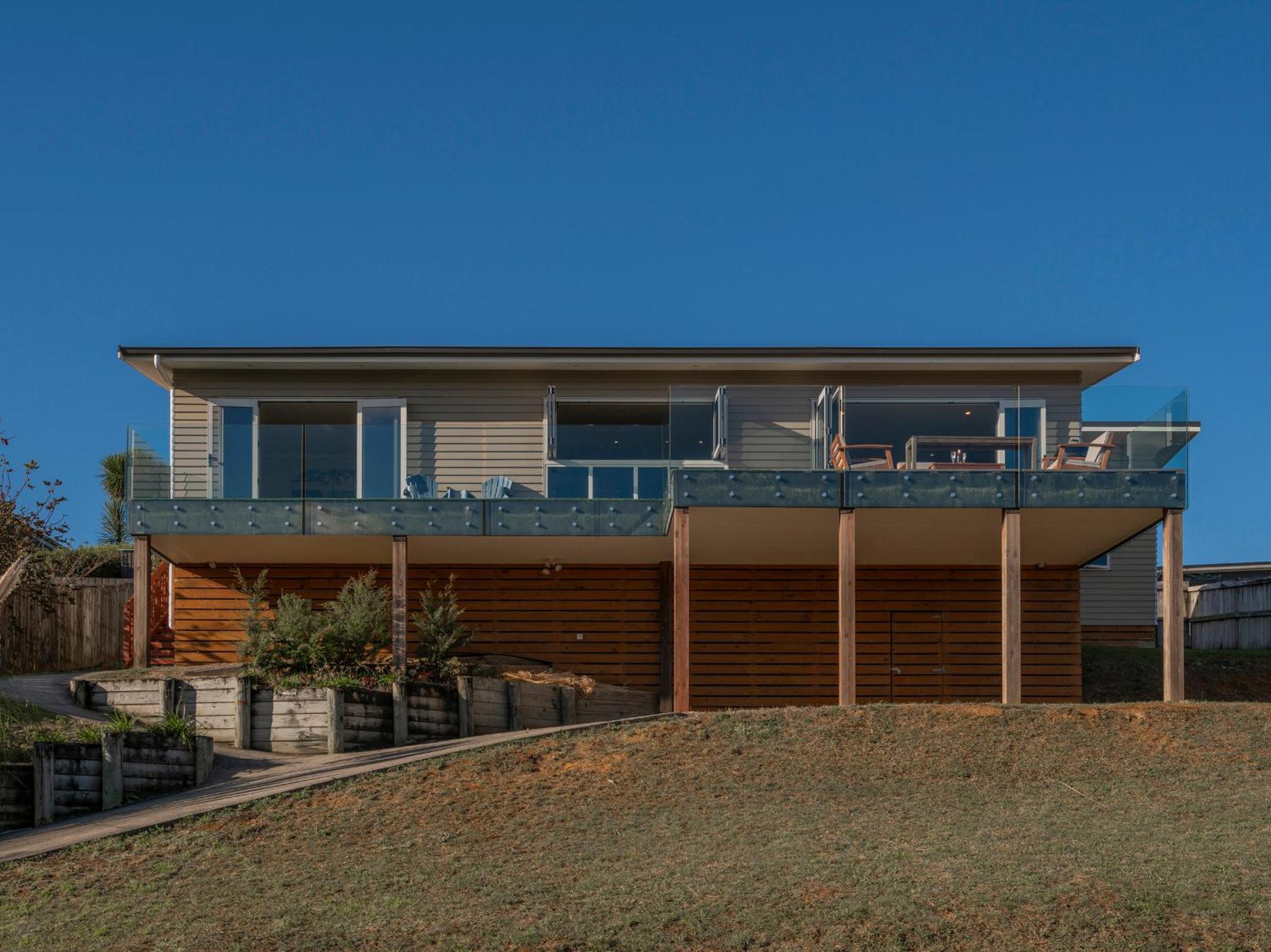 Ohuka Lookout - Whitianga Holiday Home view 2