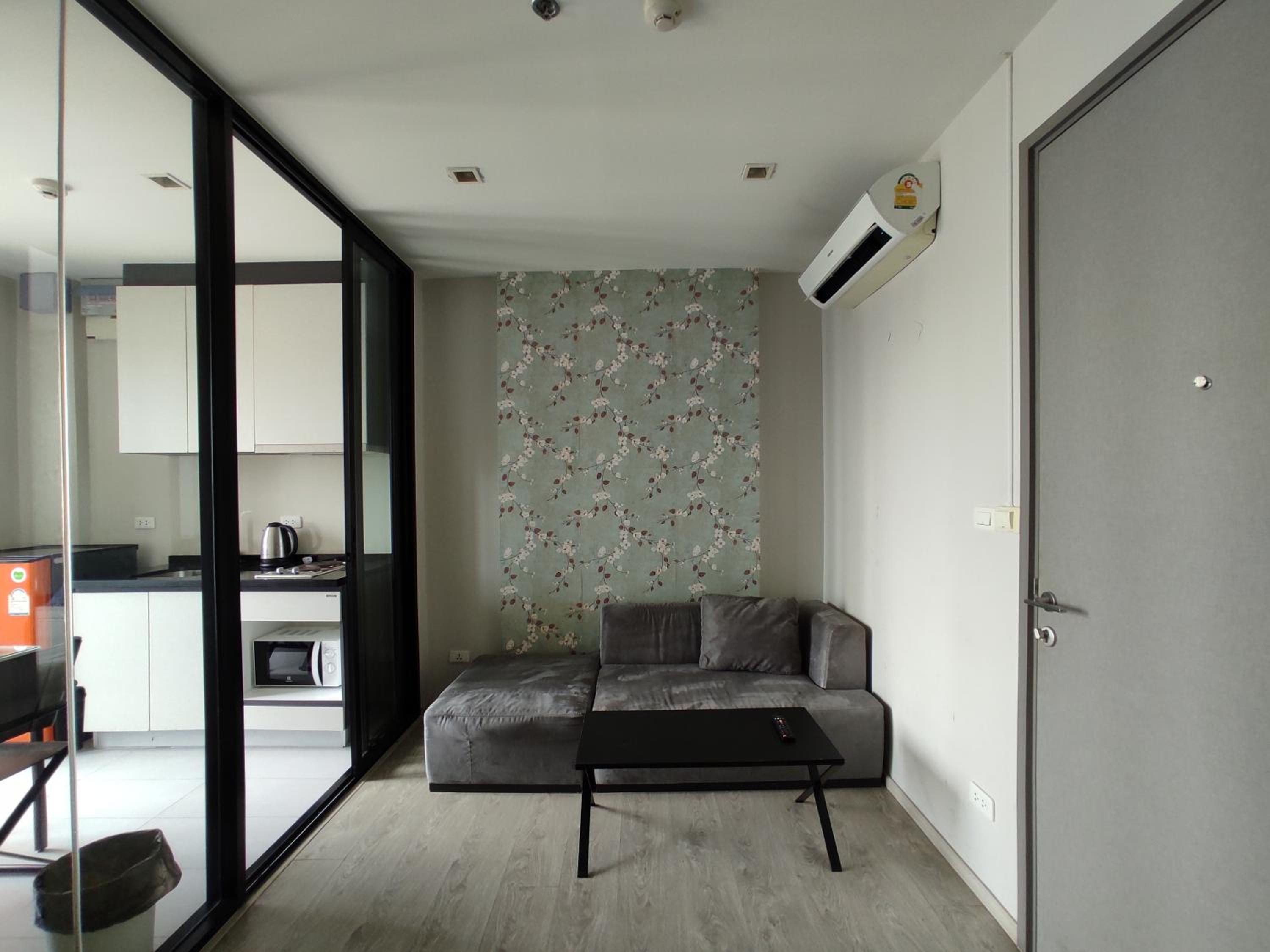 Pattaya Center Seascape Apartment view 5
