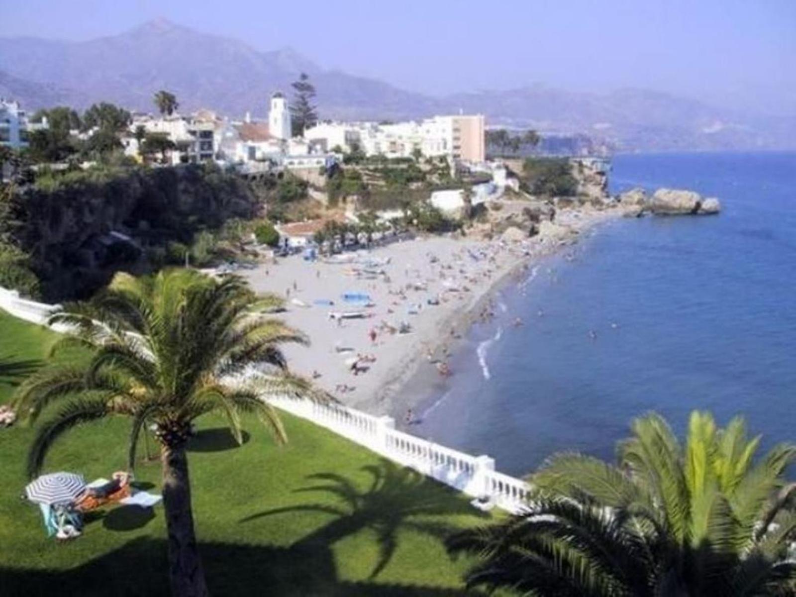 Las Palmeras 3, Nerja view 2