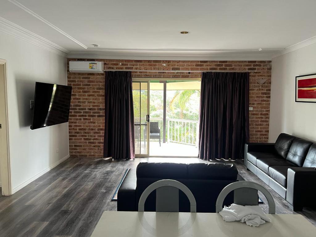 Gosford Inn Motel