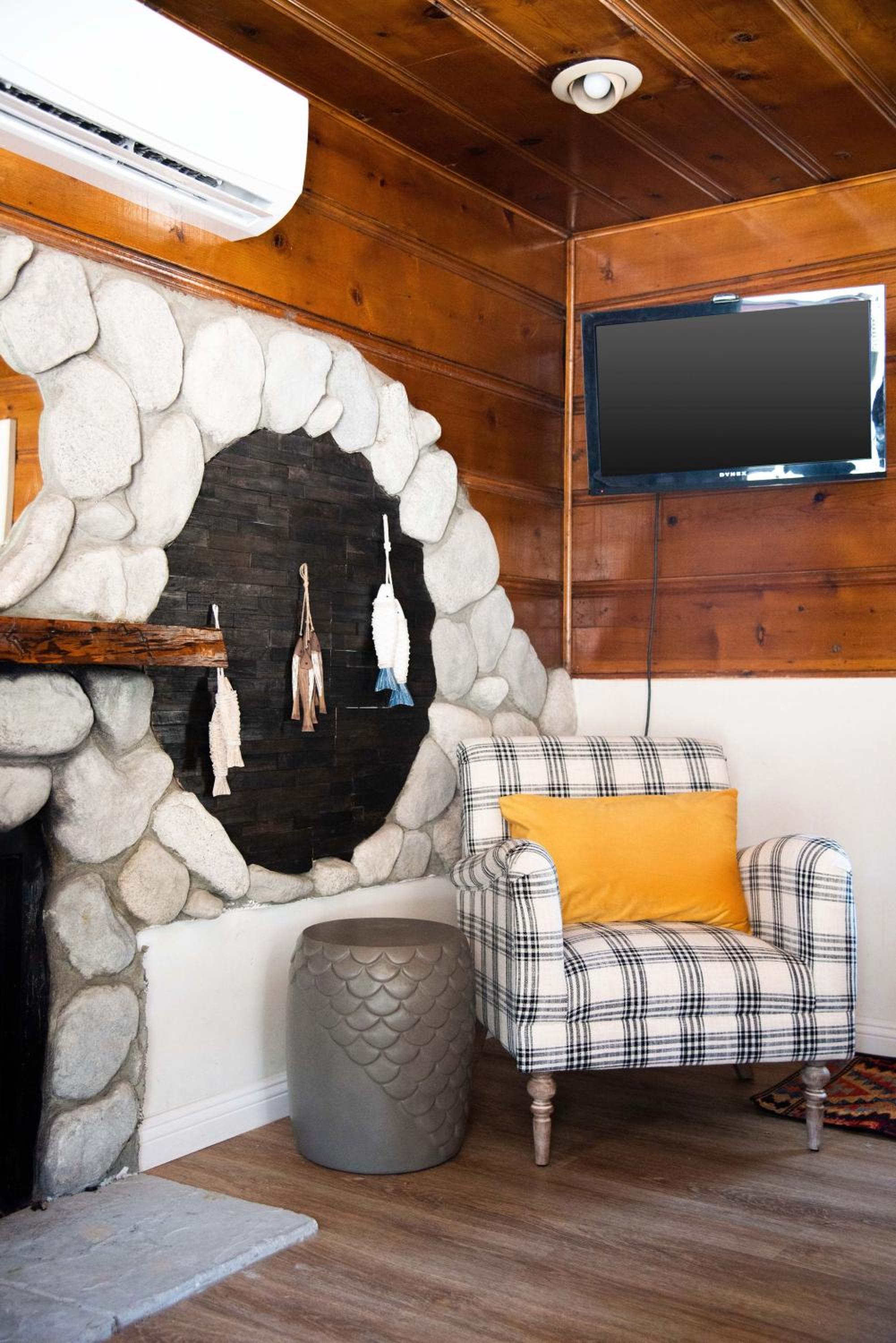 Lakewood Cabins
