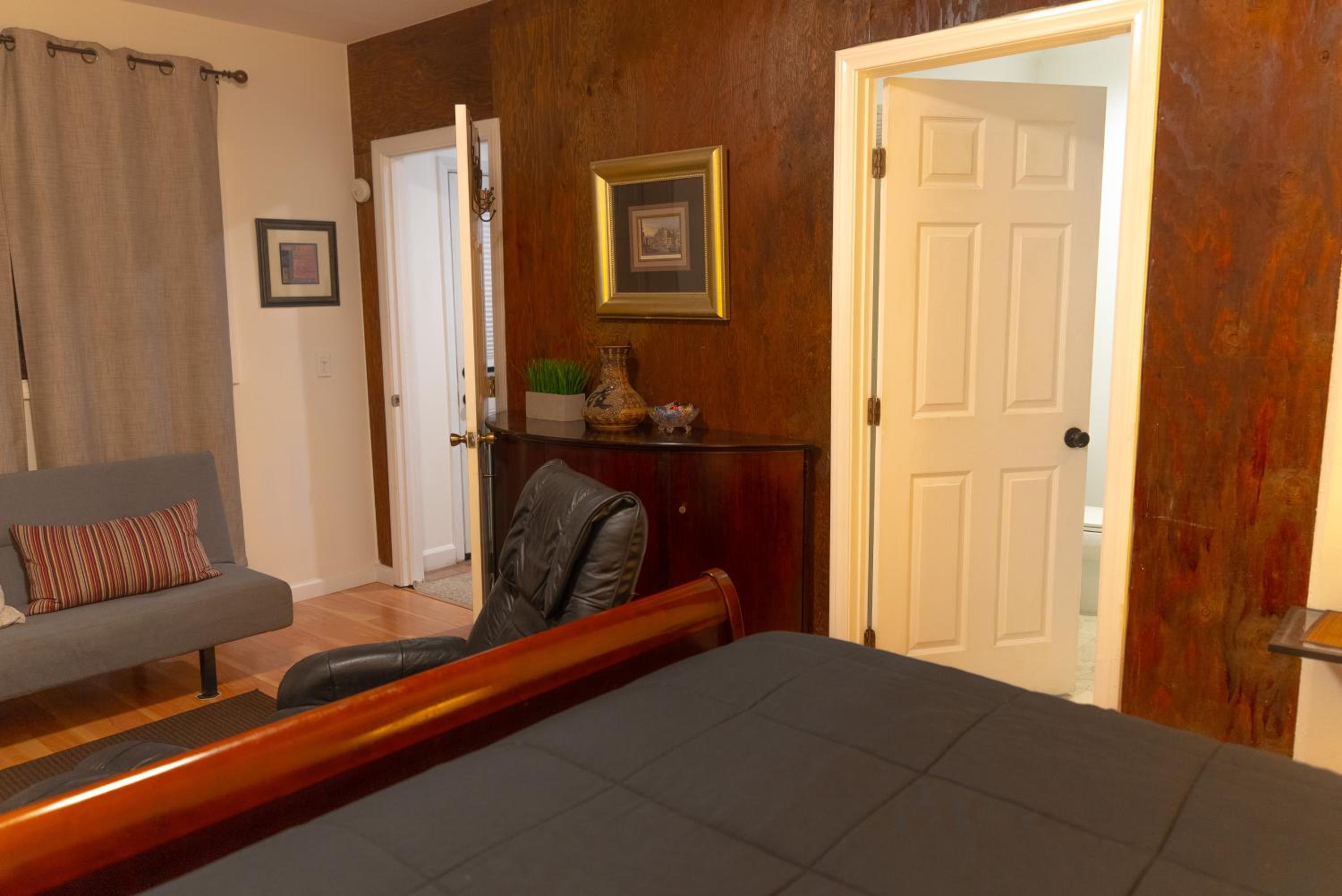 Cozy private Guest House