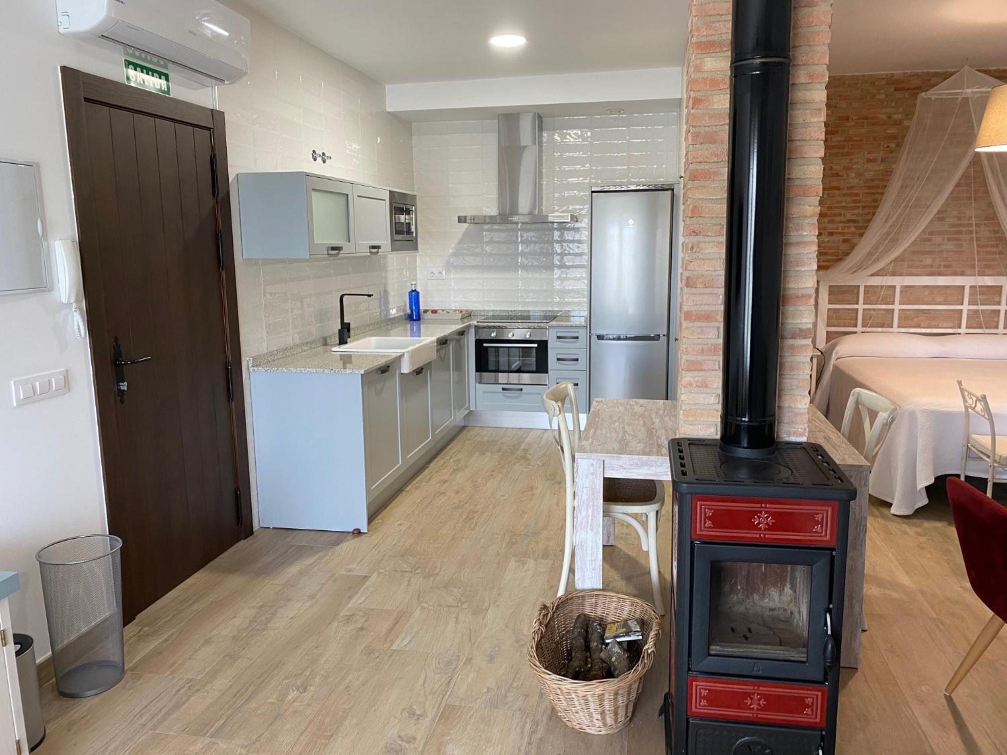 Apartamentos rurales Posada de Monfragüe con jacuzzi view 5