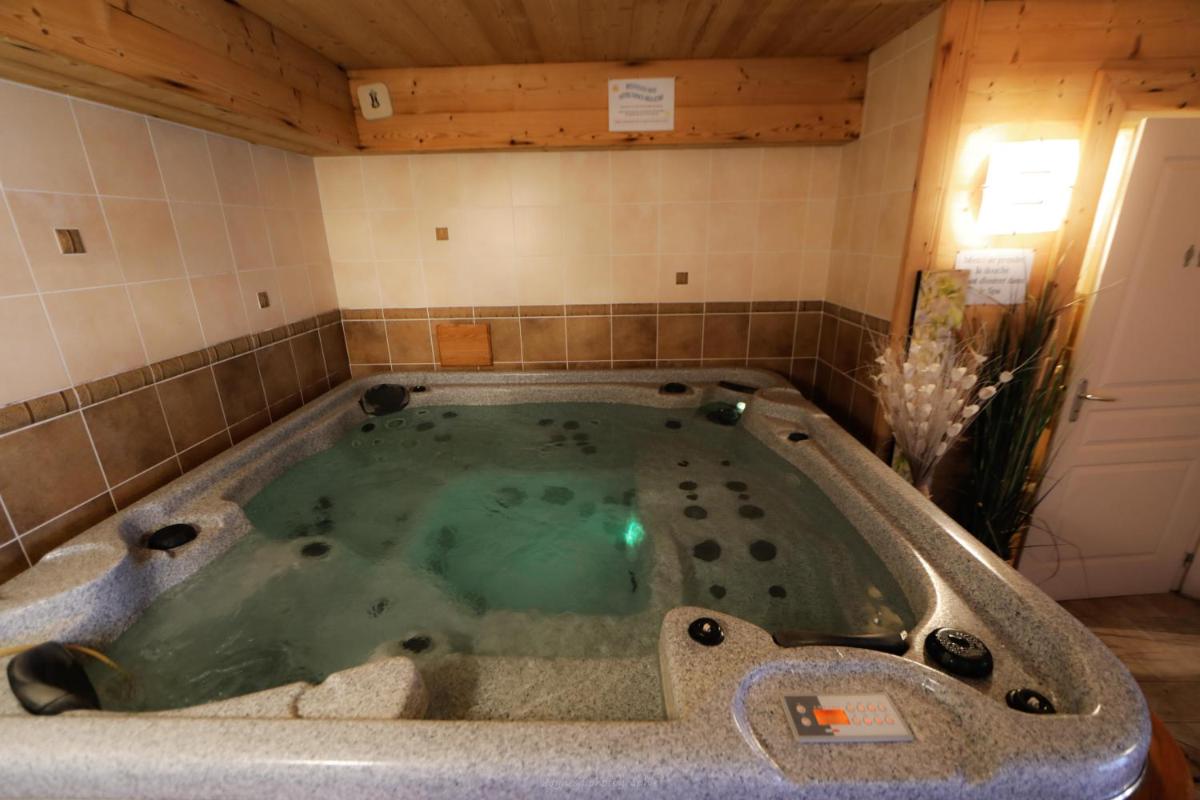 Jacuzzi