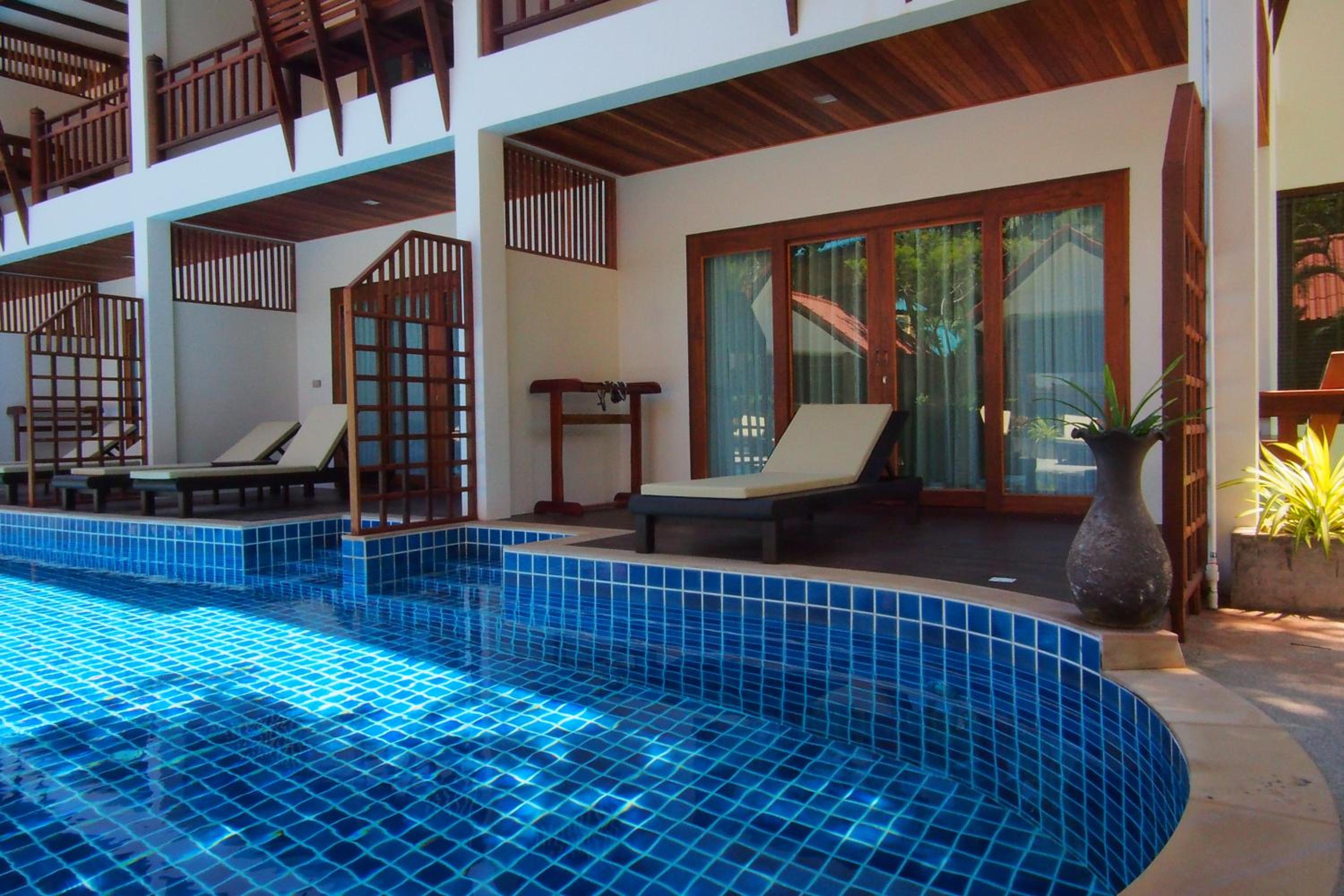 Blue Diamond Resort