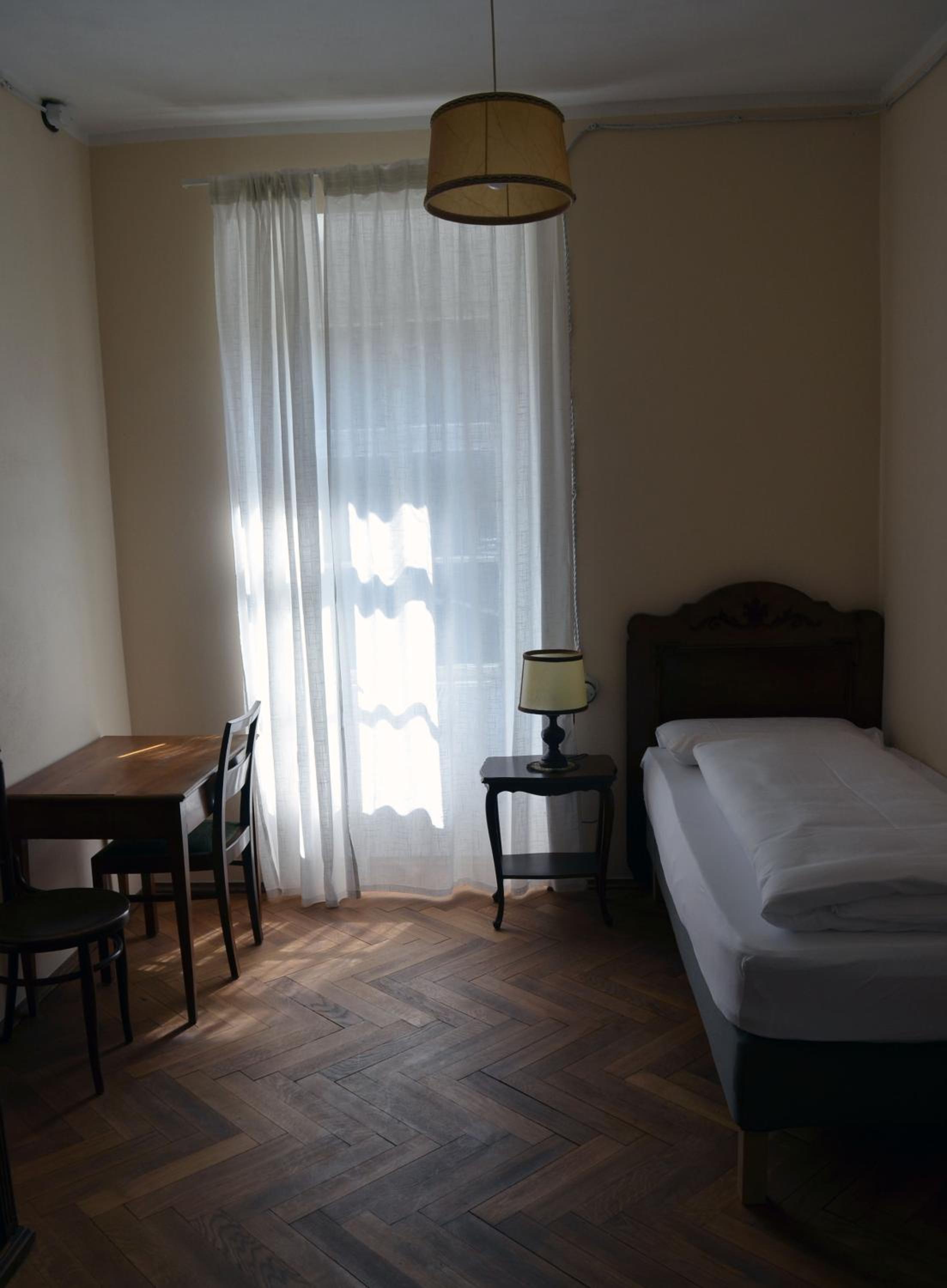 Photo 46