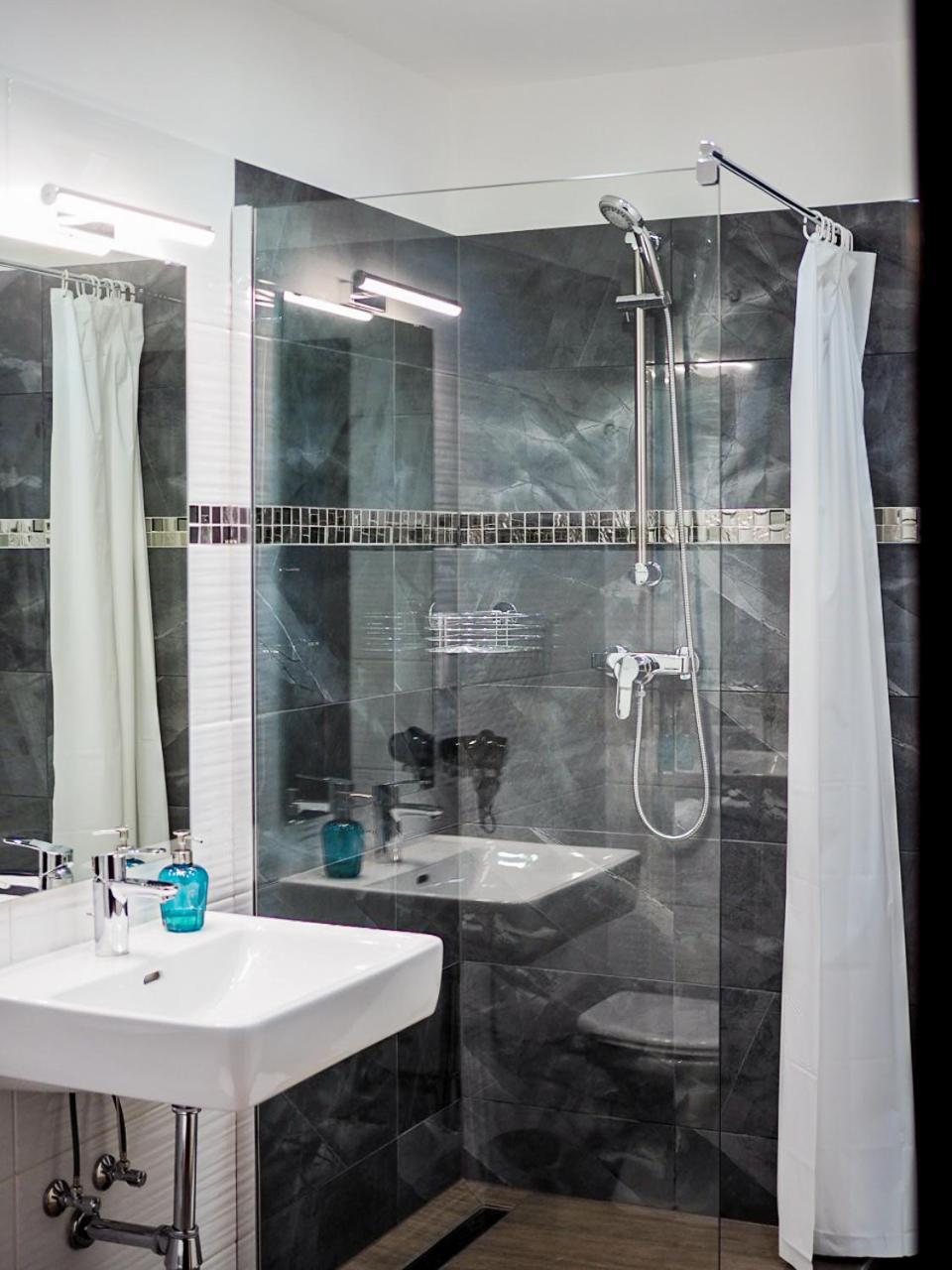 Vienna Boutique - Premium Hostel