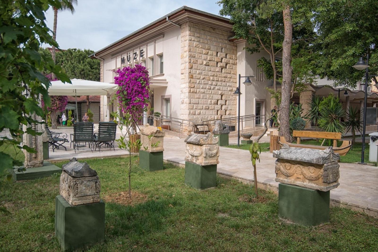 Riviera Hotel & Spa - Image 7