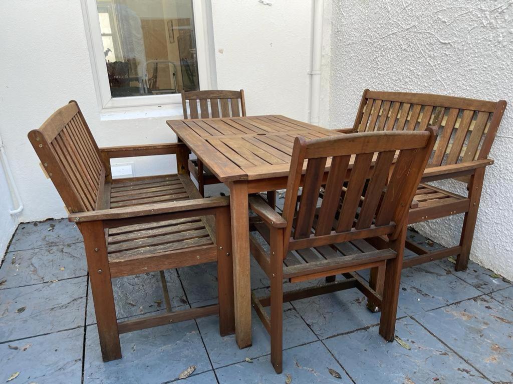 Tor House with patio, free parking 6pm to 8am only view 3