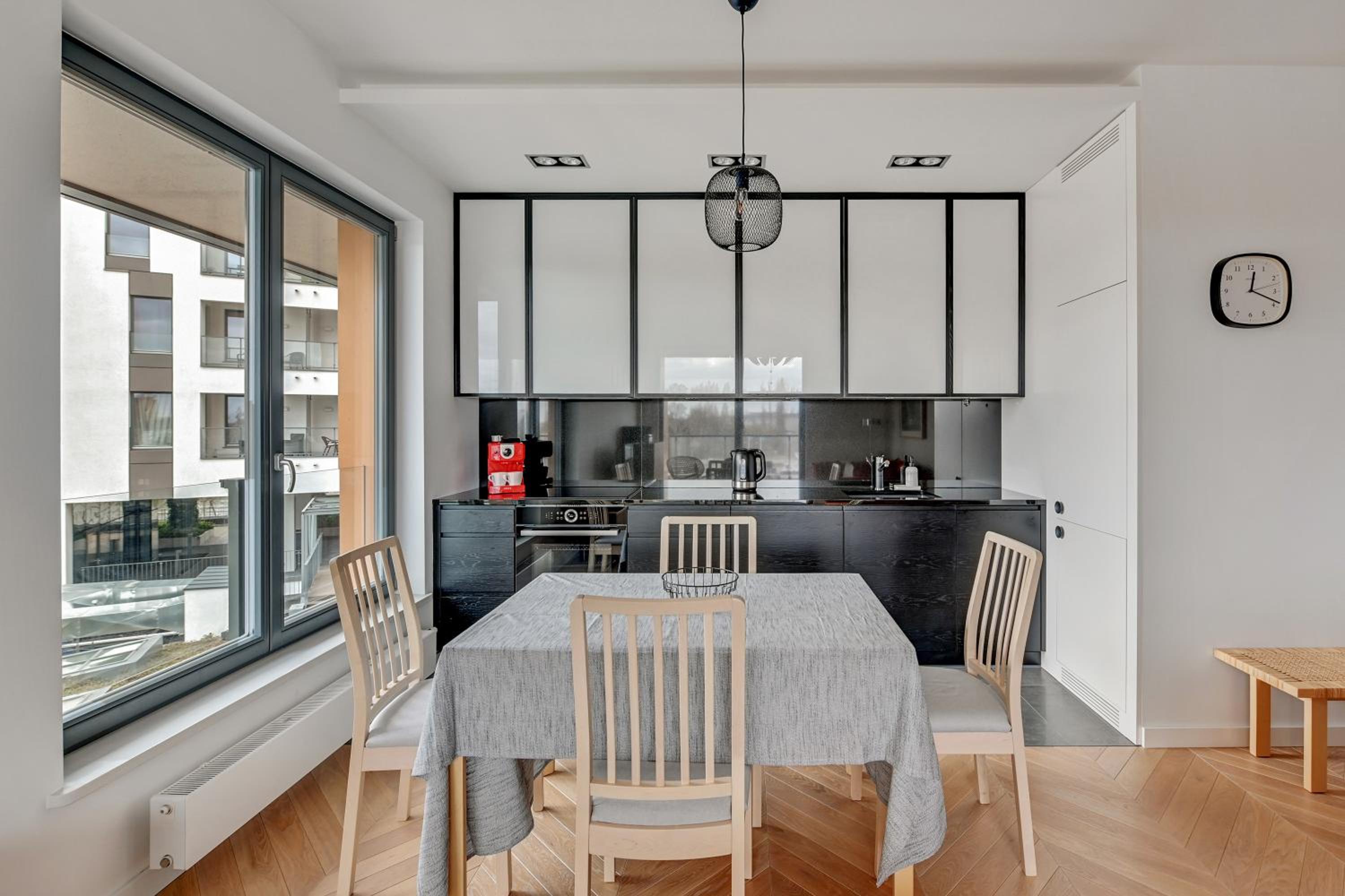 Riverside Apartments-Brabank DeLuxe view 3