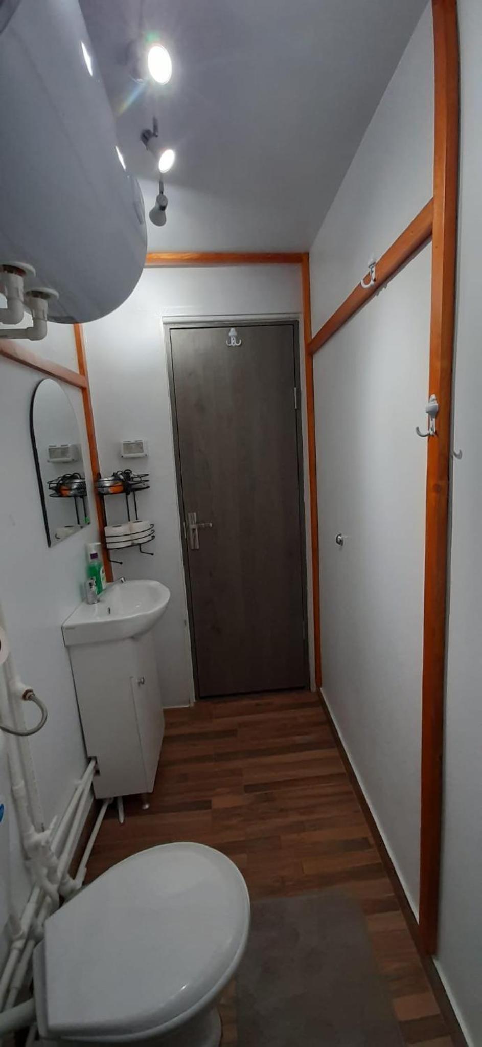 Photo 42