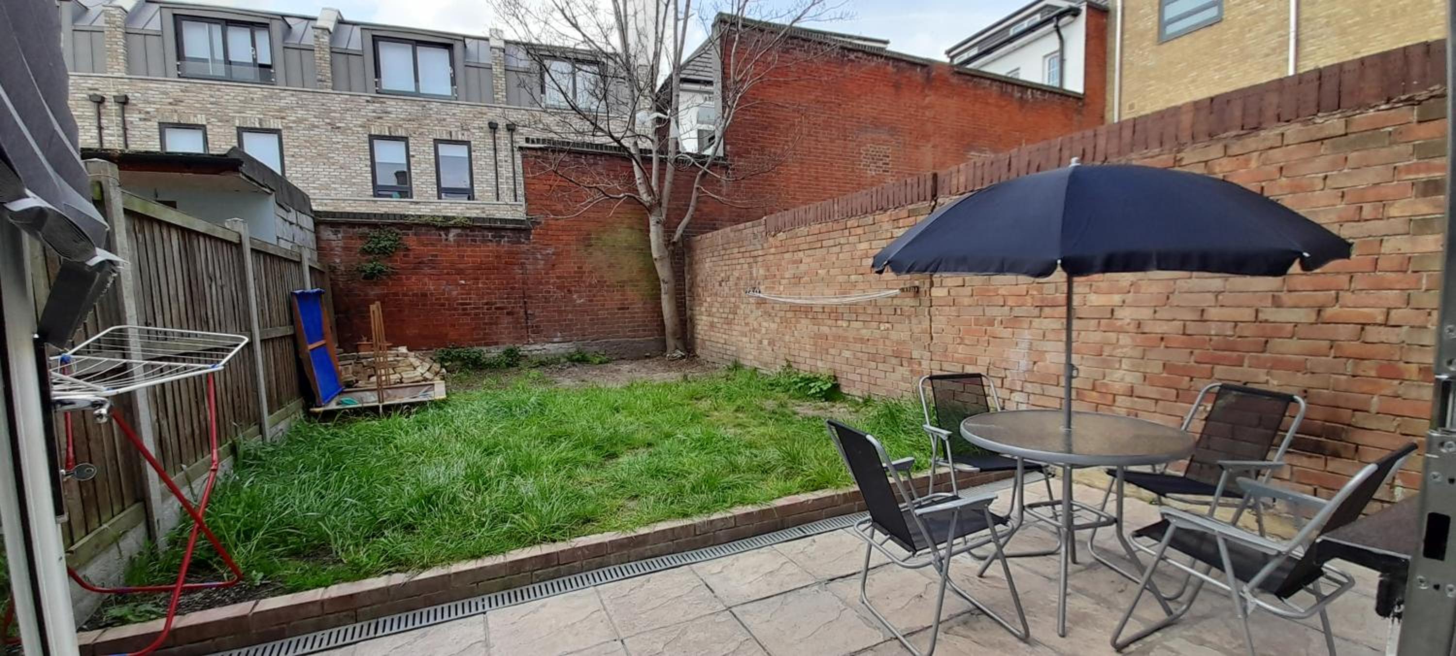 outdoor bbq area
