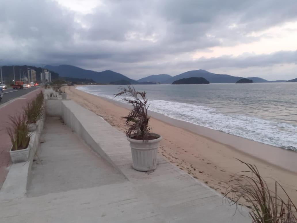 Apto Confortável- Frente Mar Caraguatatuba