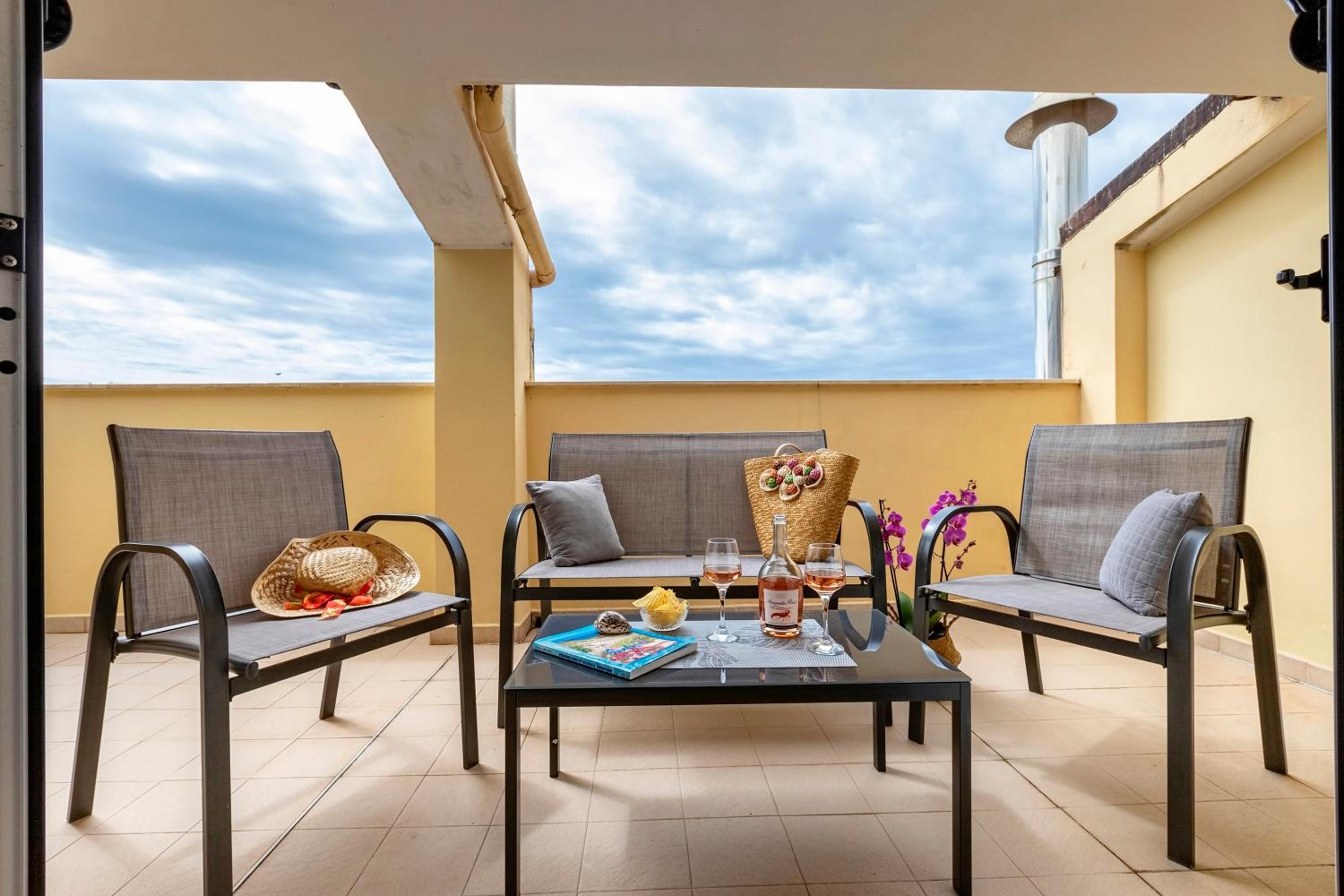 balance & terrace