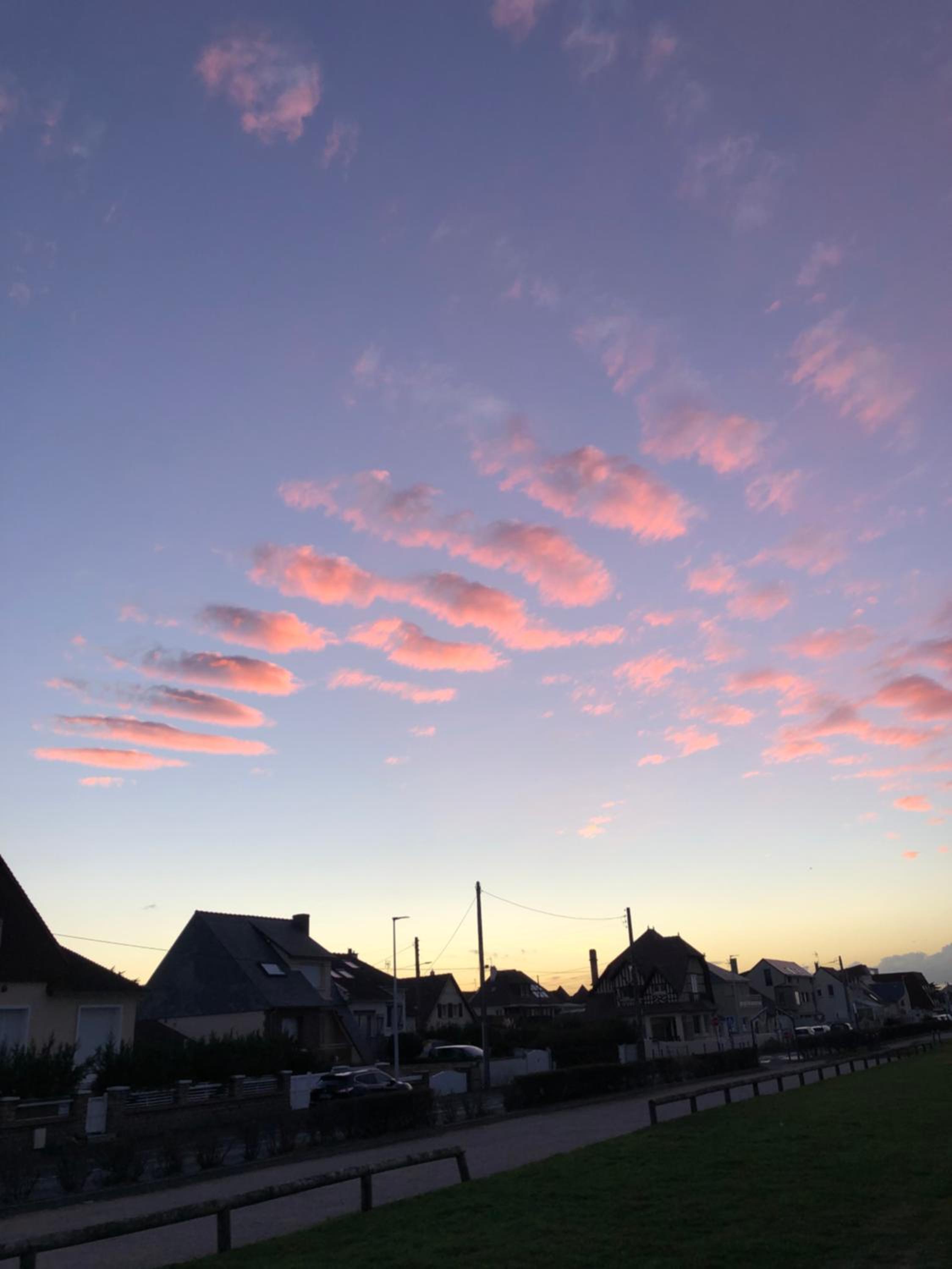 La plage au bout du jardin / Sword Beach cottage
