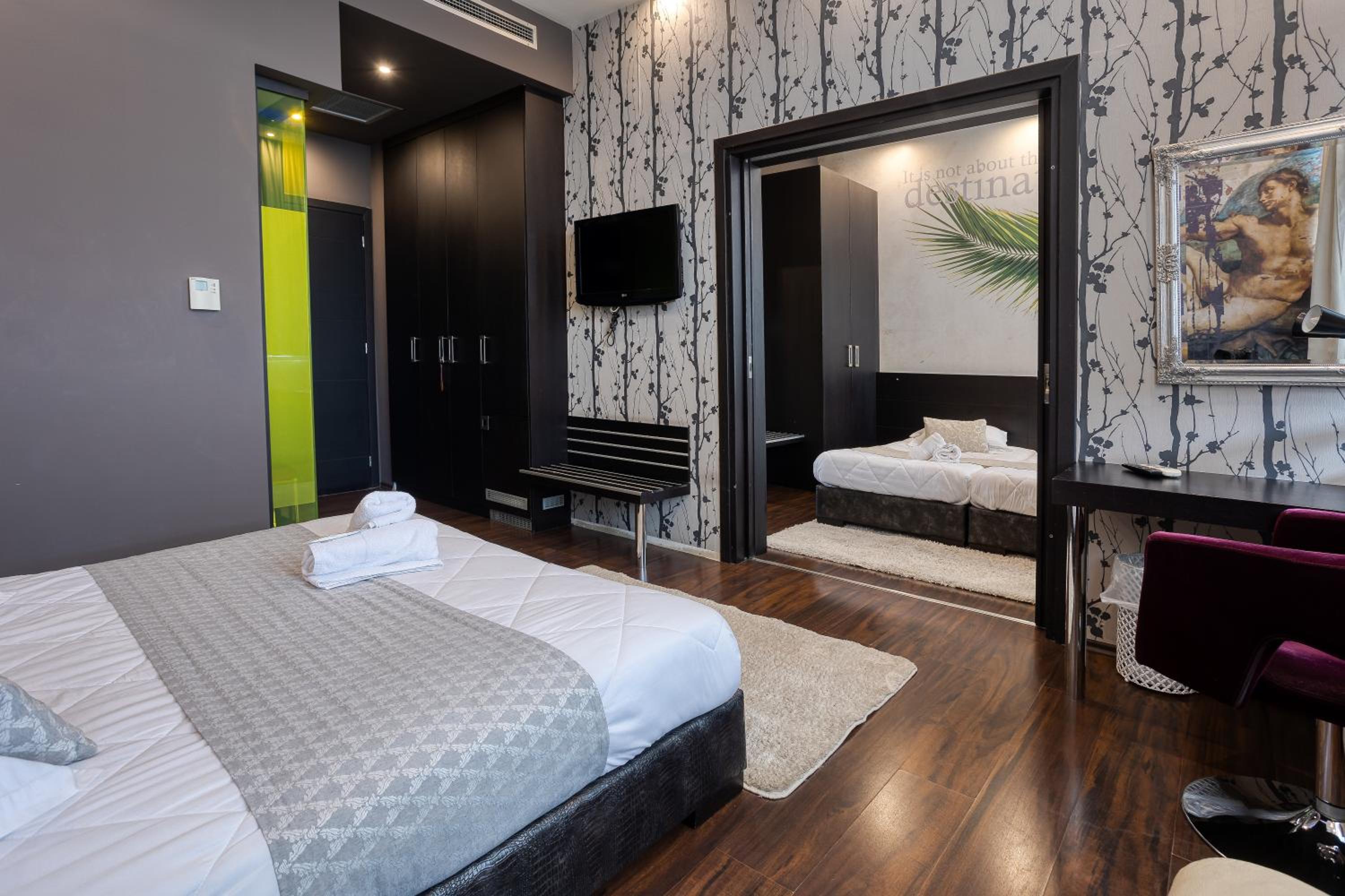 Gallery Art Hotel