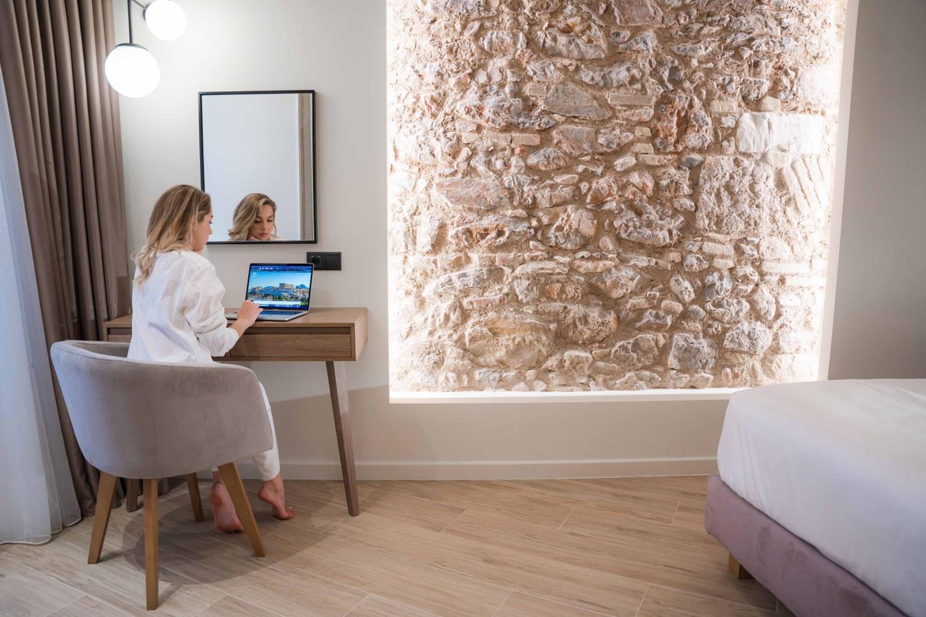 Paleo Suites