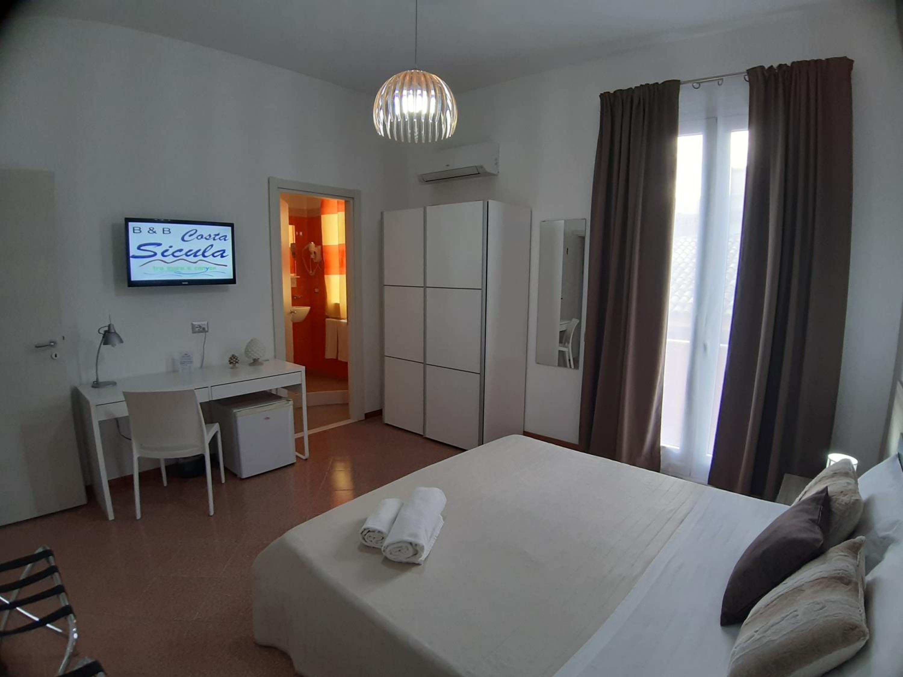 B&B Costa Sicula