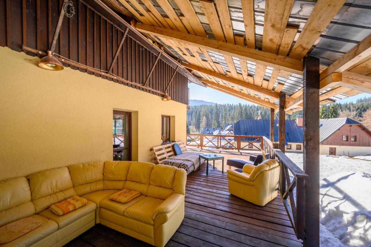 outdoor BBQ area