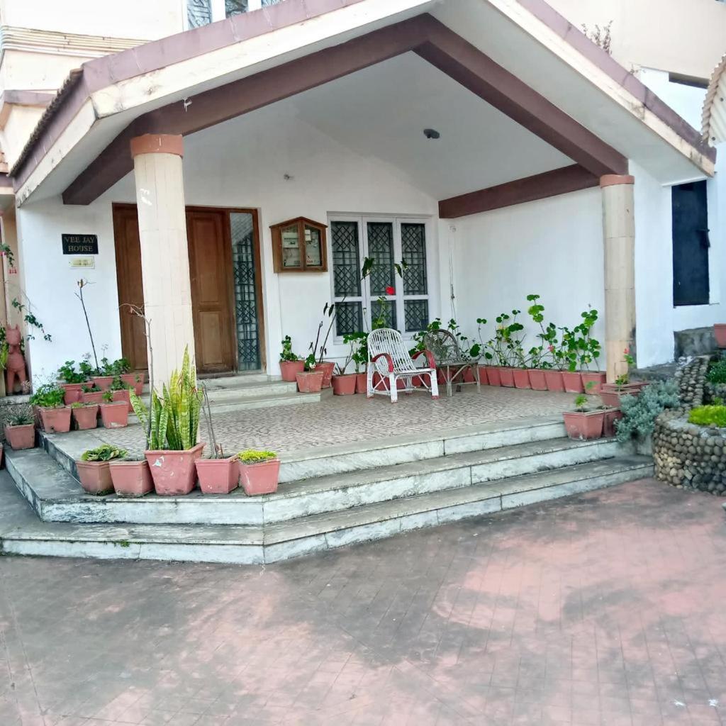 Kumaragiri Cottages Kodaikanal view 2