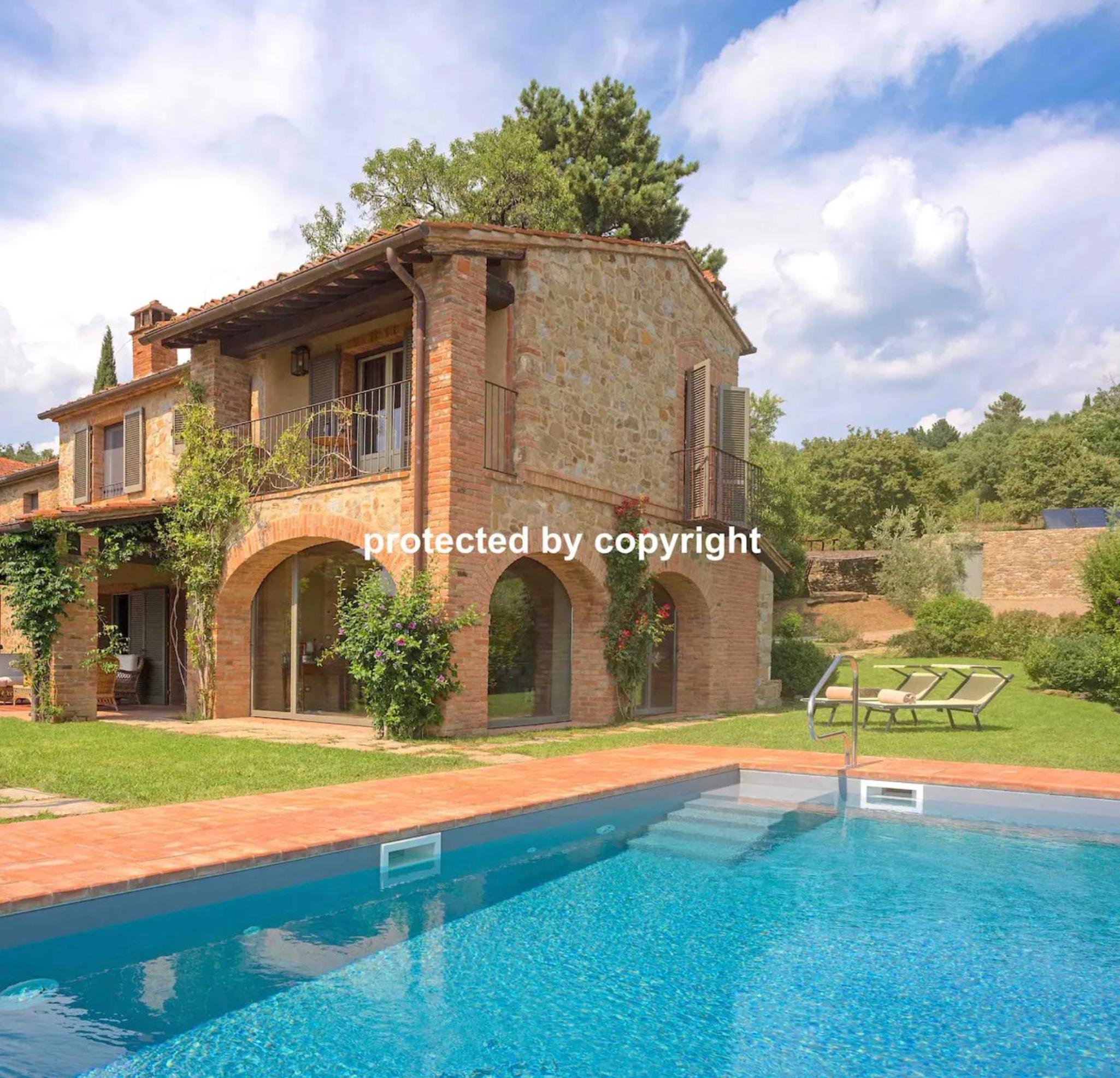 Luxury Villa Among Vineyards view 2