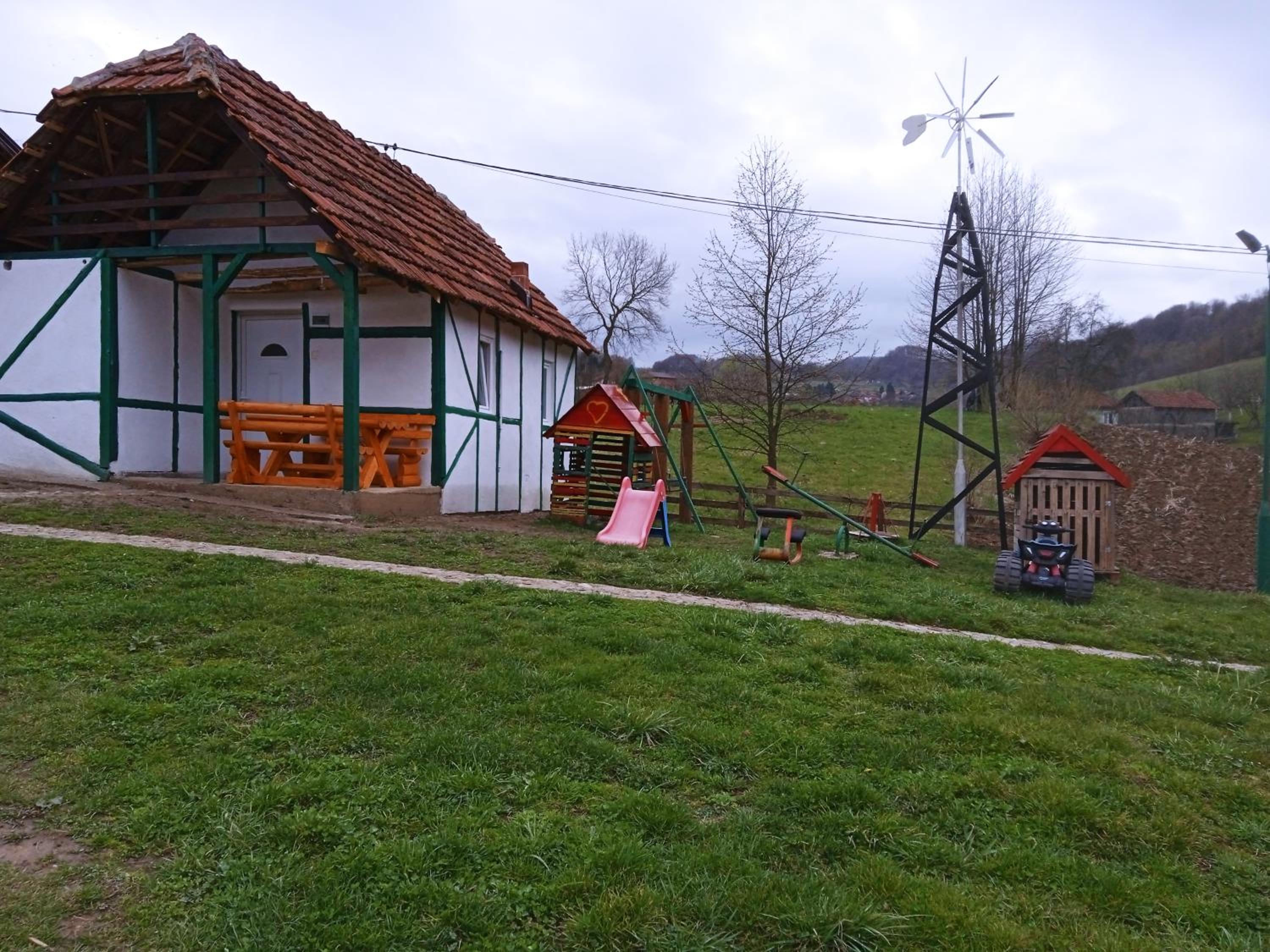 Etno selo Visoko Apartmani view 4